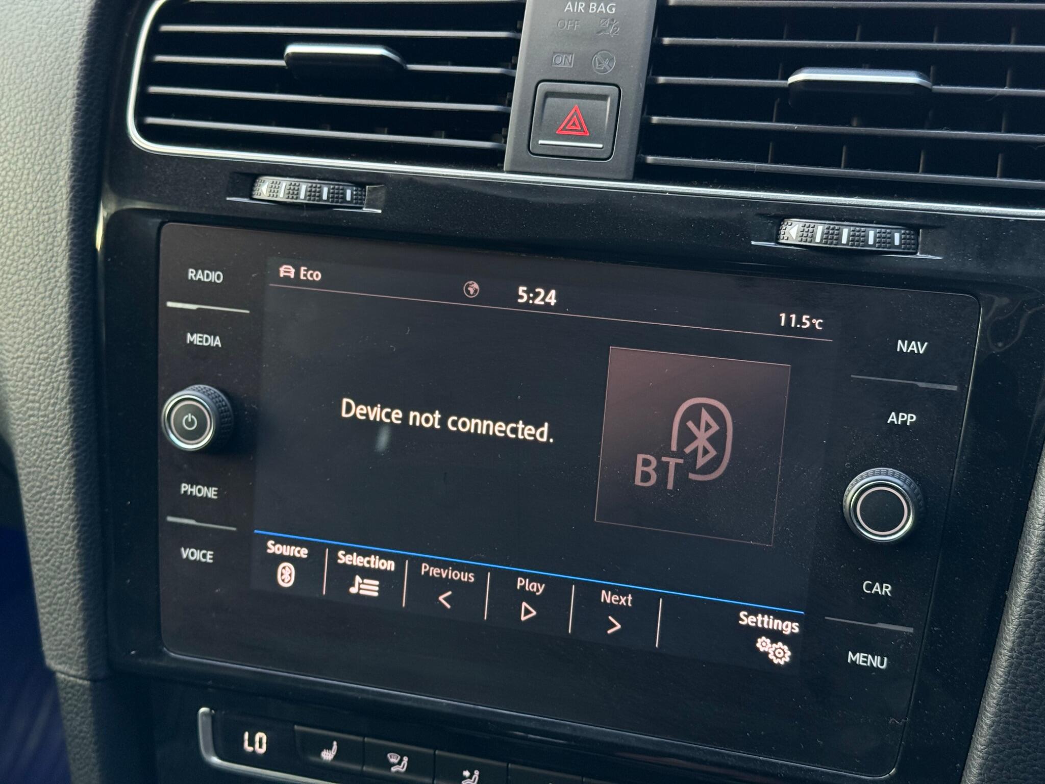 Volkswagen Golf view 29