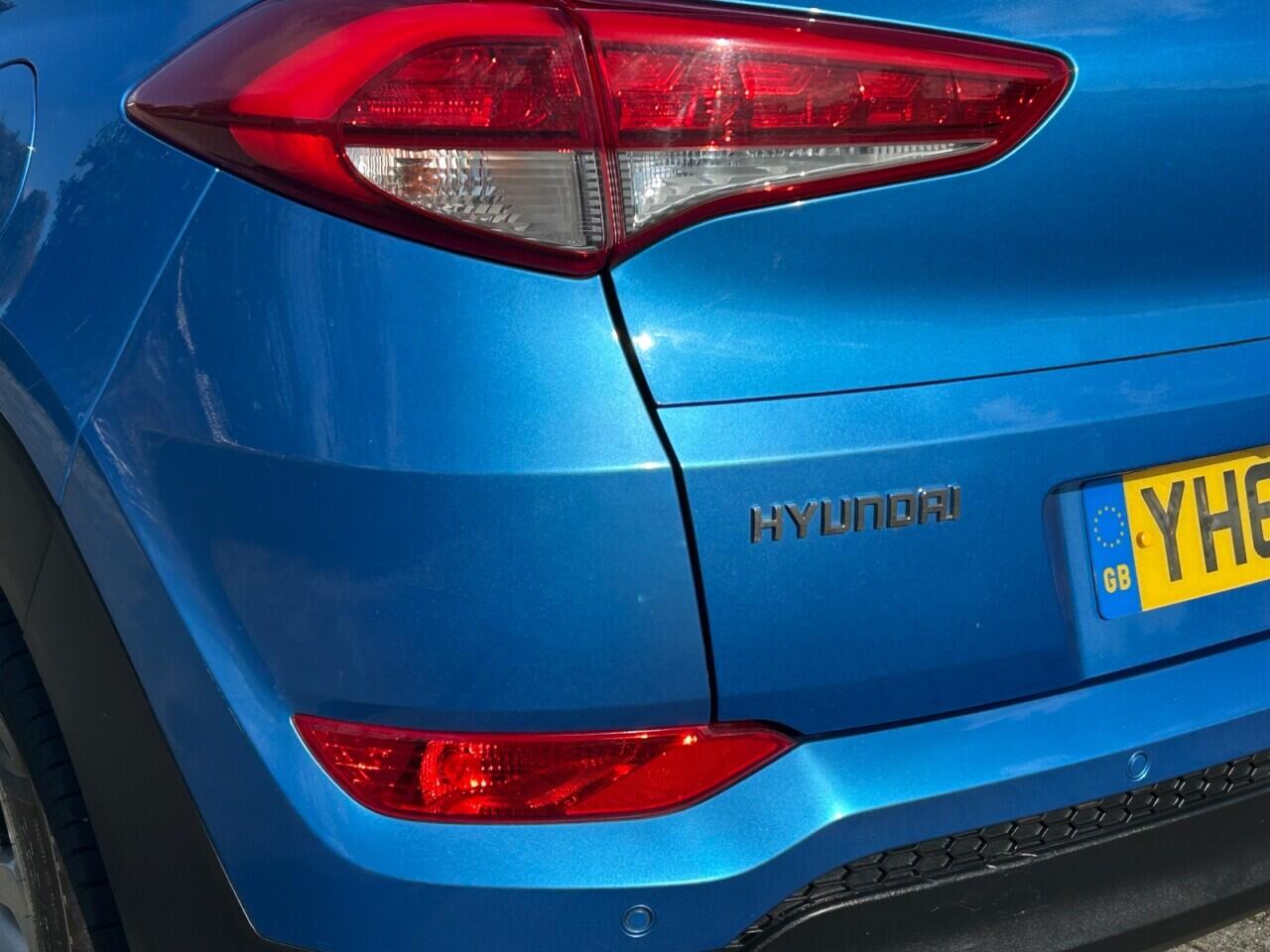 Hyundai Tucson view 16