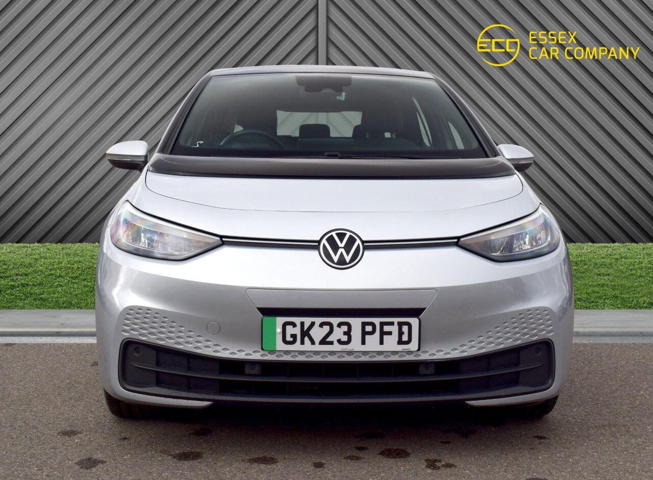 Volkswagen Id.3 view 5