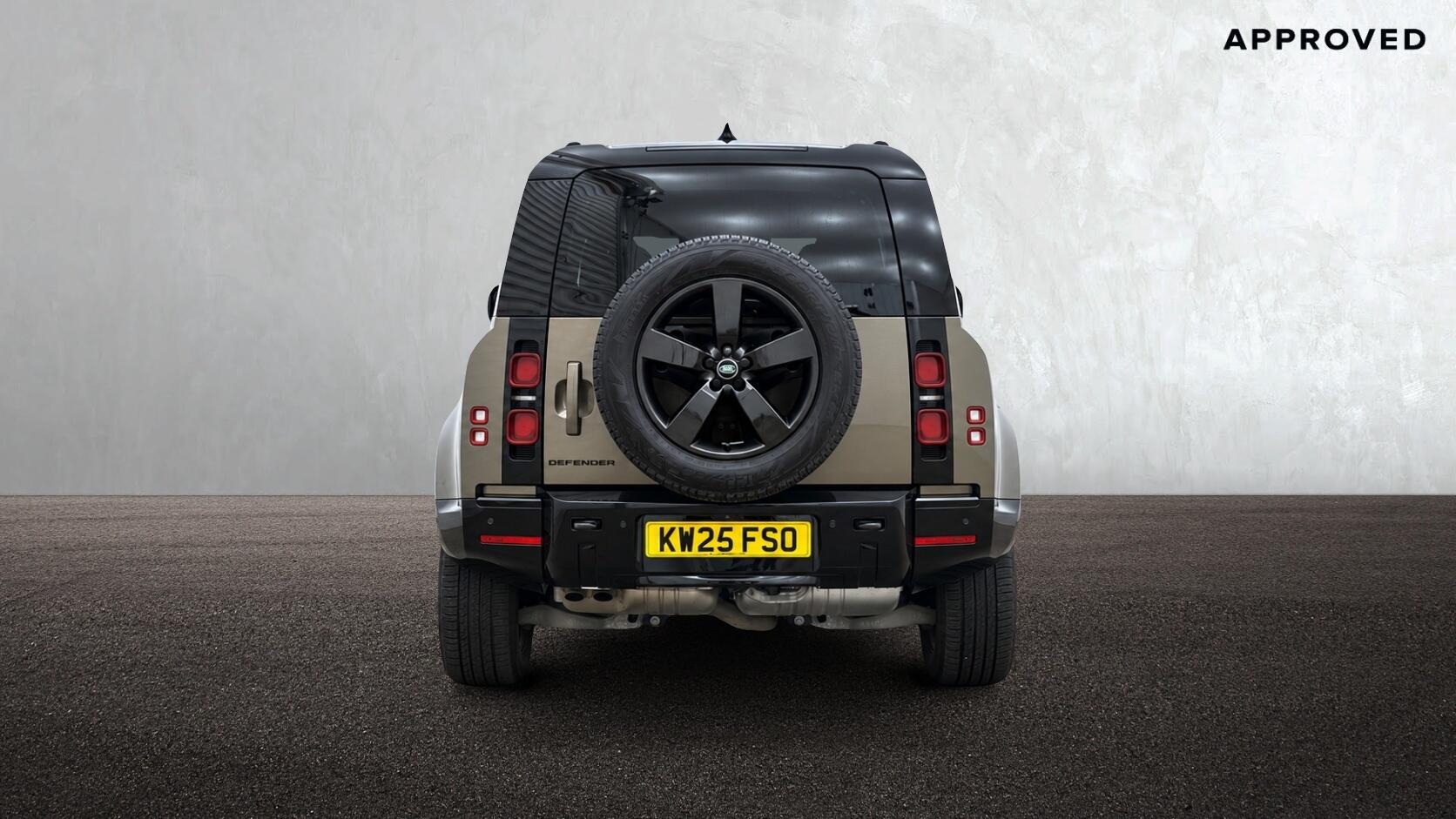 Land Rover Defender view 6