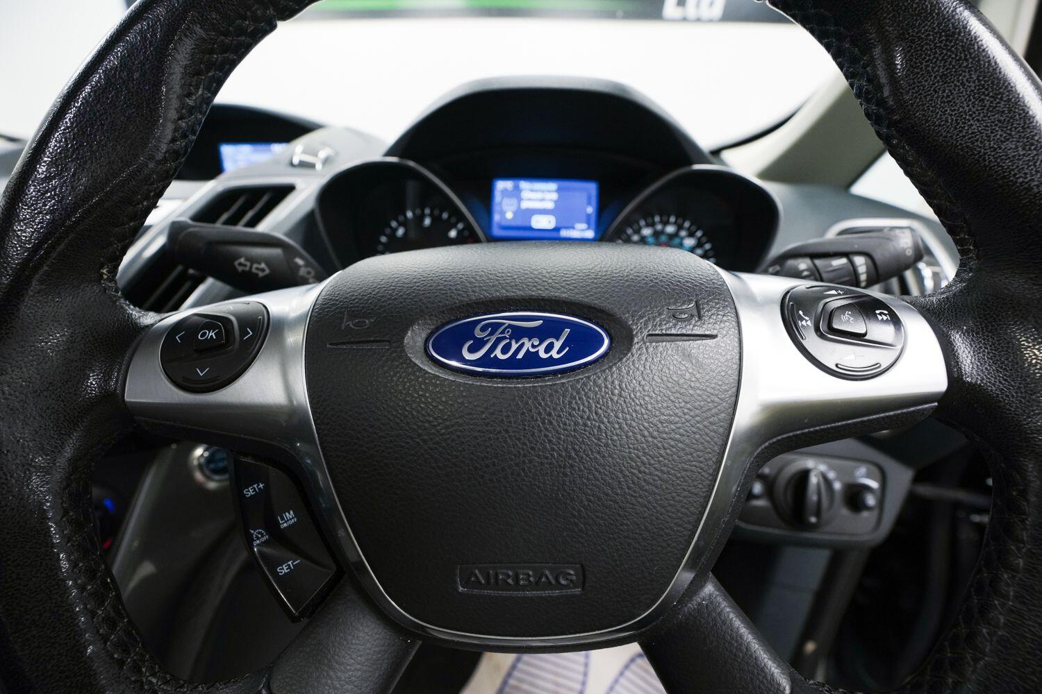 Ford C-Max view 19