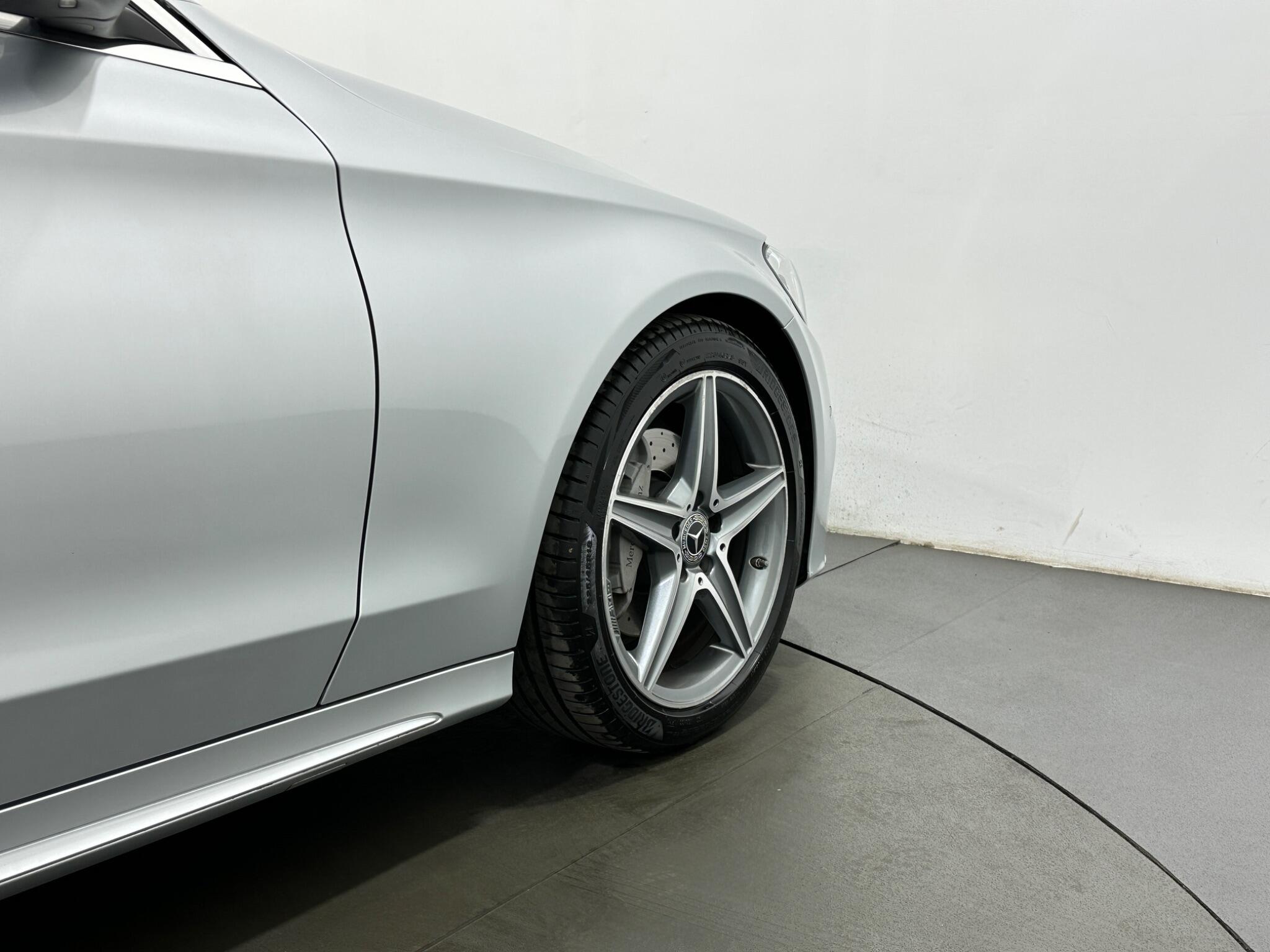 Mercedes-Benz C-Class view 51
