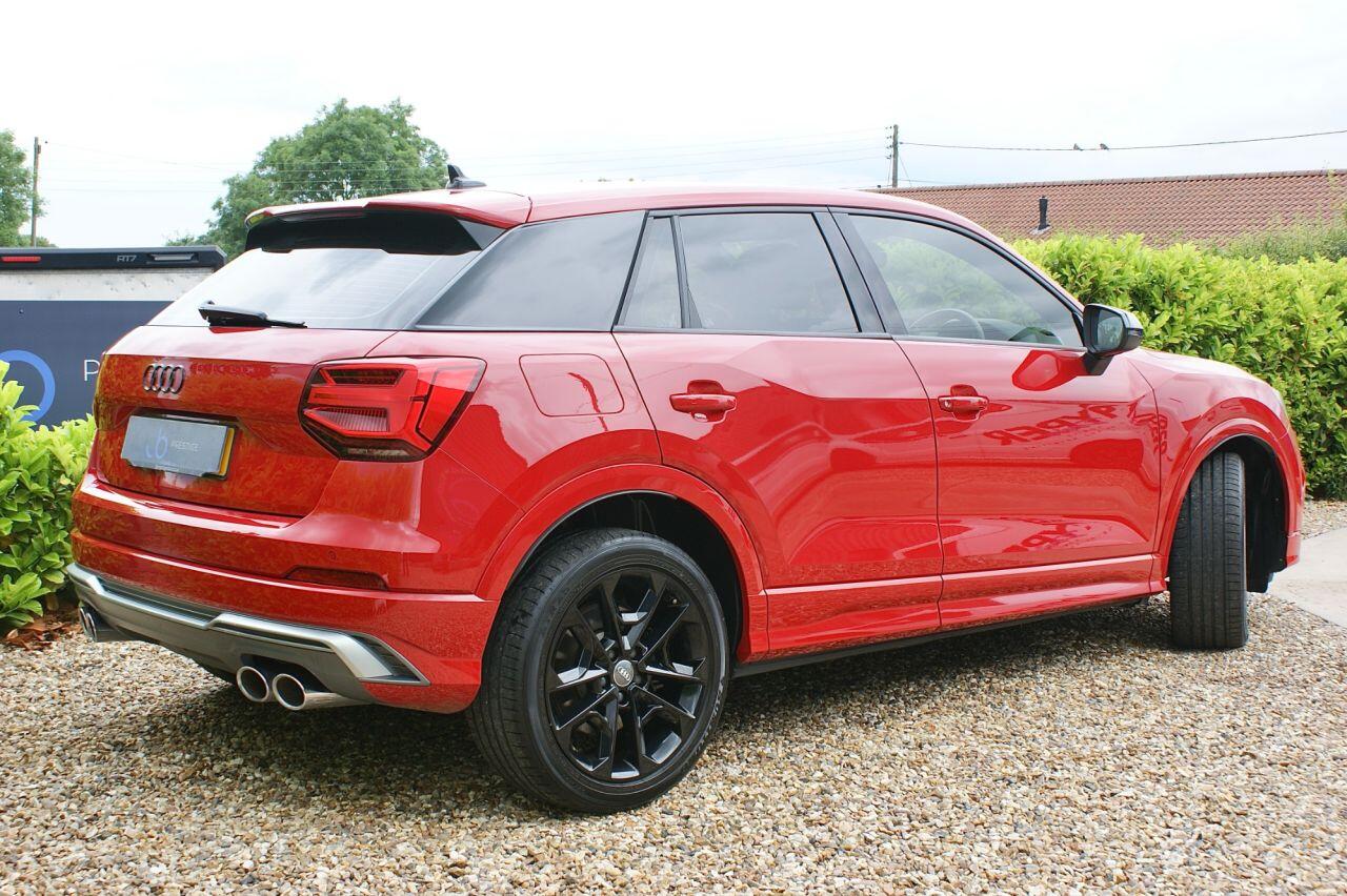 Audi SQ2 view 4