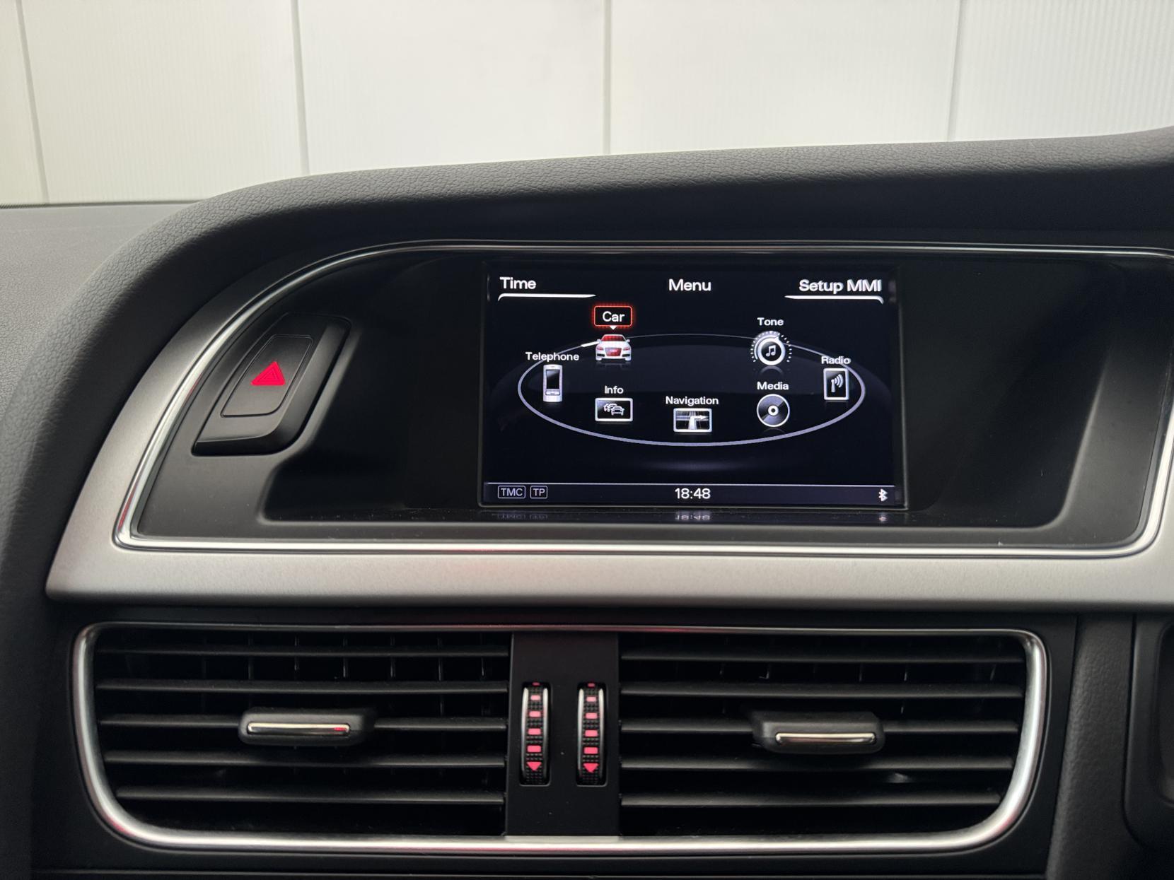 Audi A4 Avant view 89