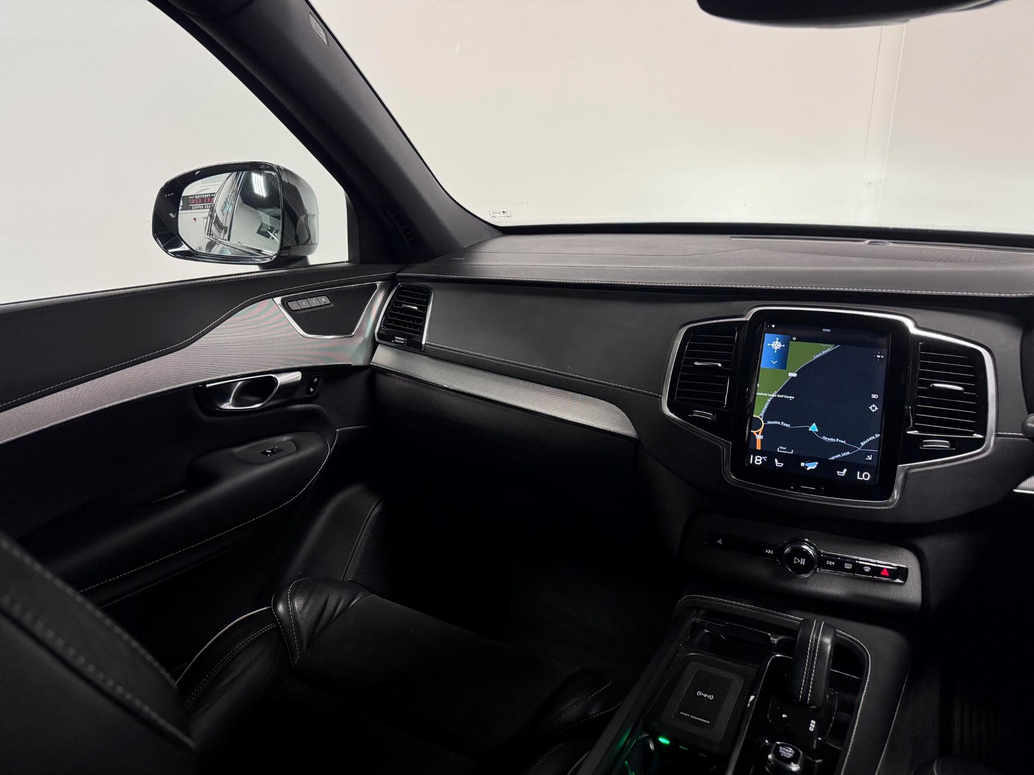 Volvo XC90 view 34