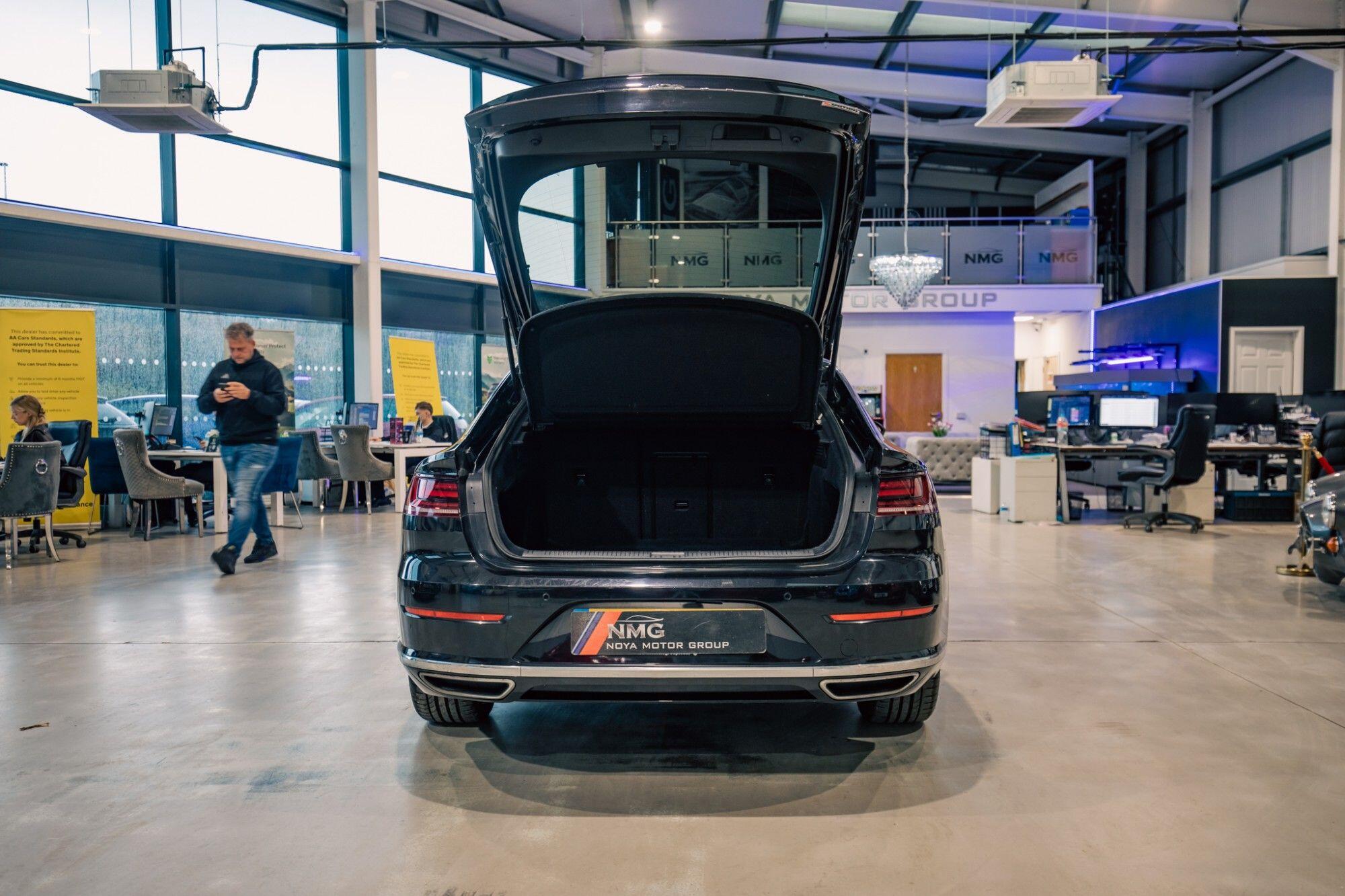 Volkswagen Arteon view 32