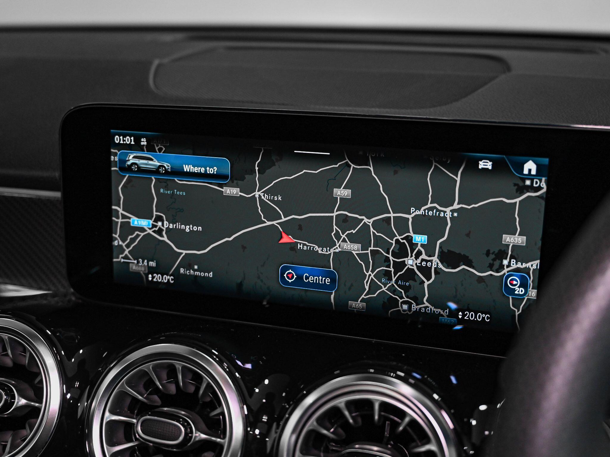 Mercedes-Benz GLB view 16