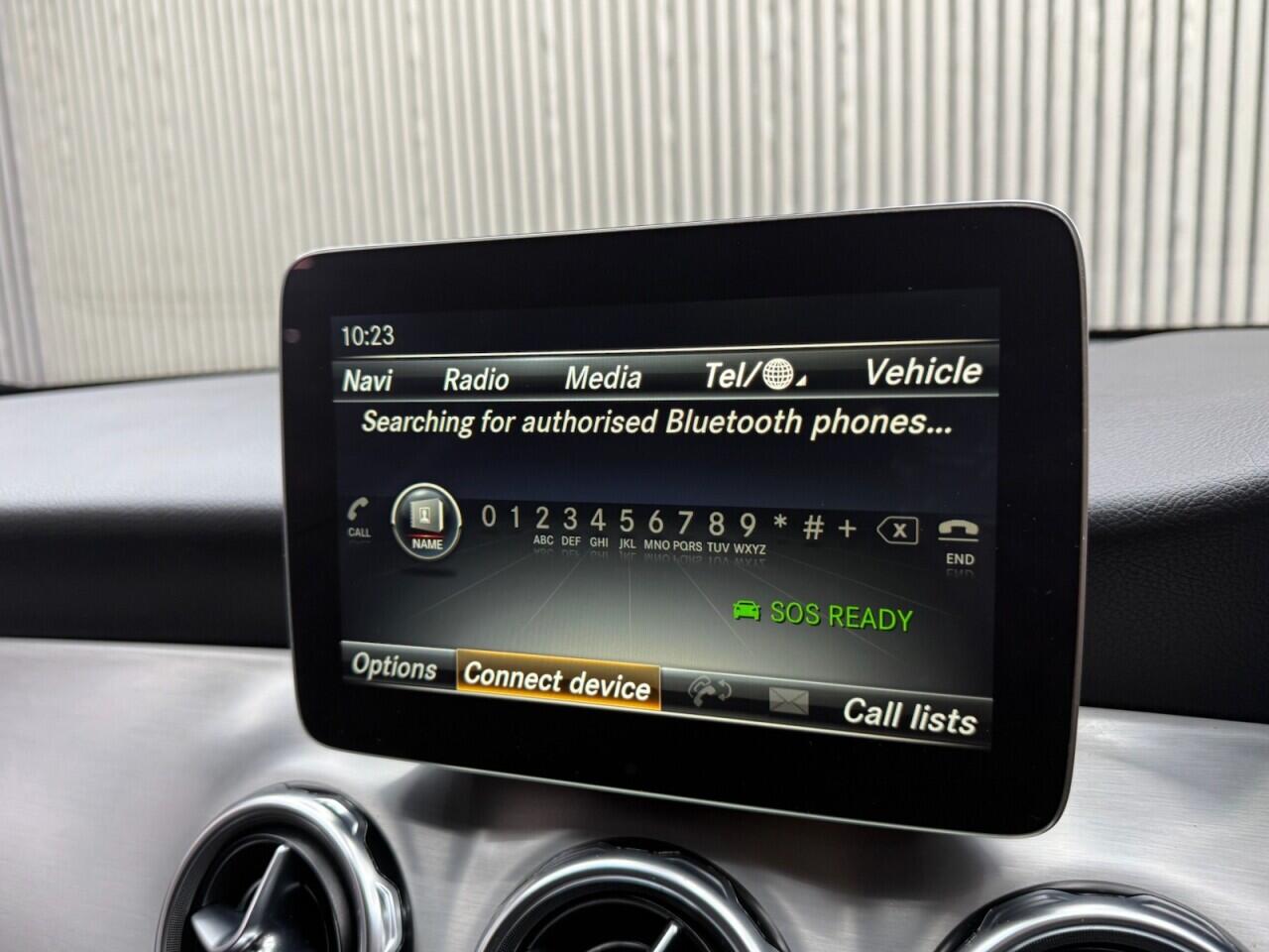 Mercedes-Benz Gla view 18
