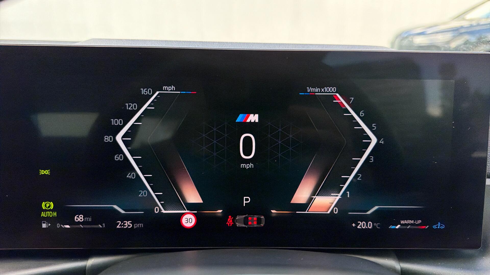 BMW 2 Series view 66