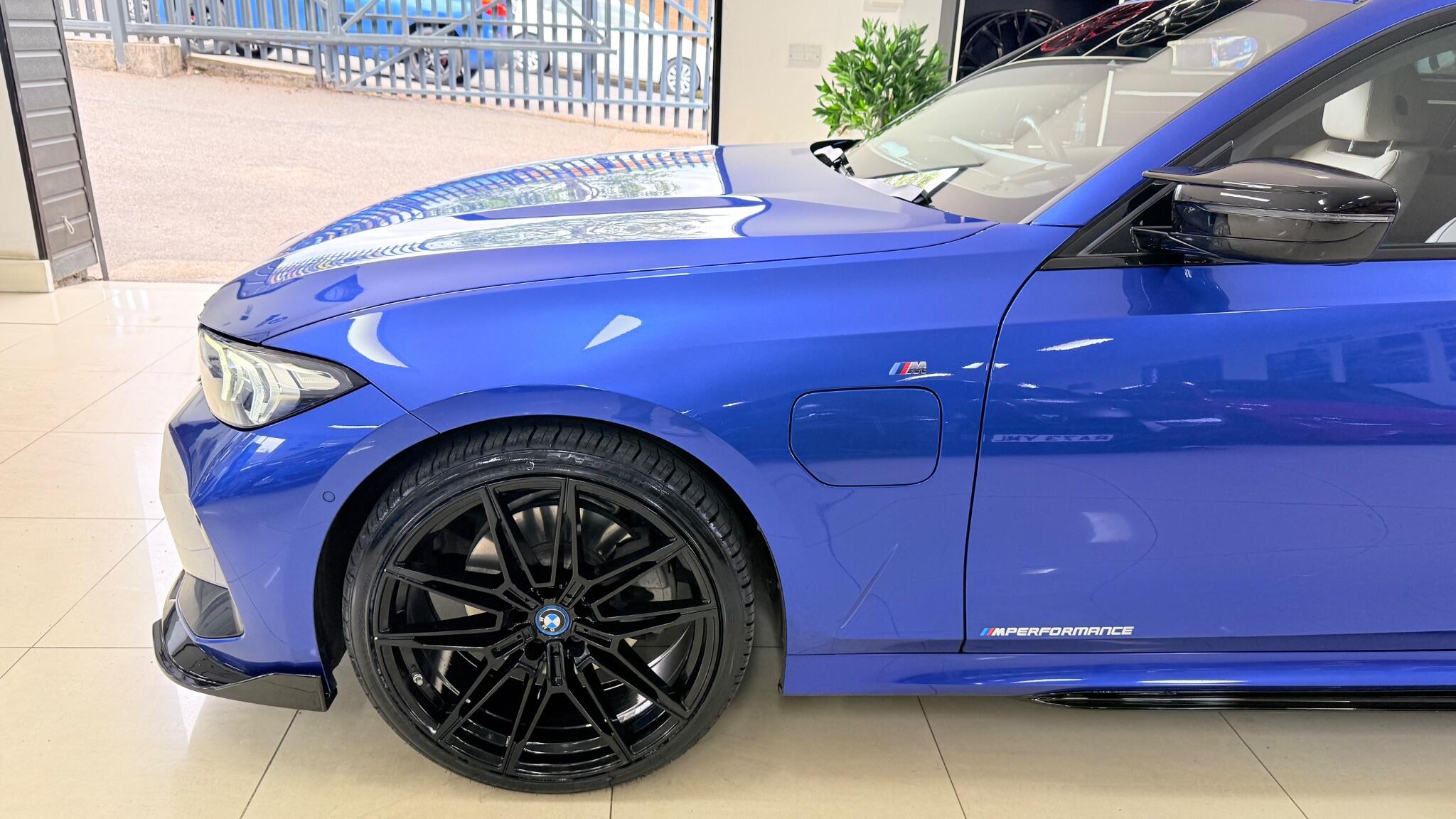 BMW 3 Series view 46