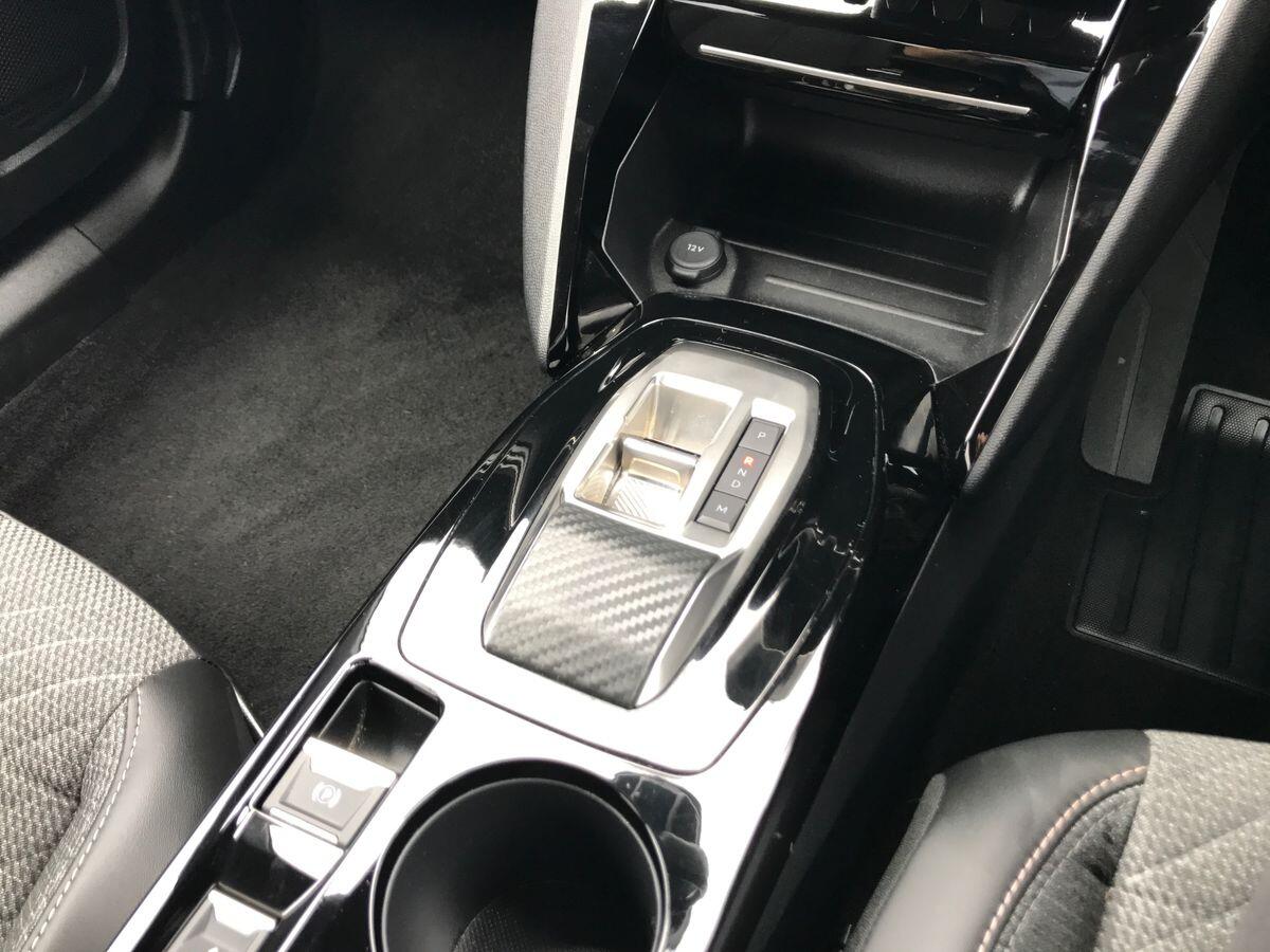 Peugeot 2008 view 21