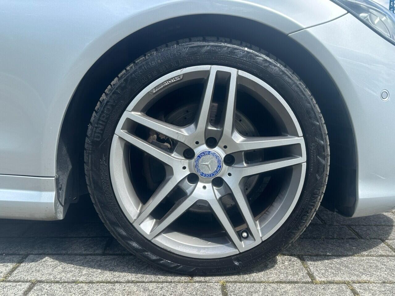 Mercedes-Benz E-Class view 20