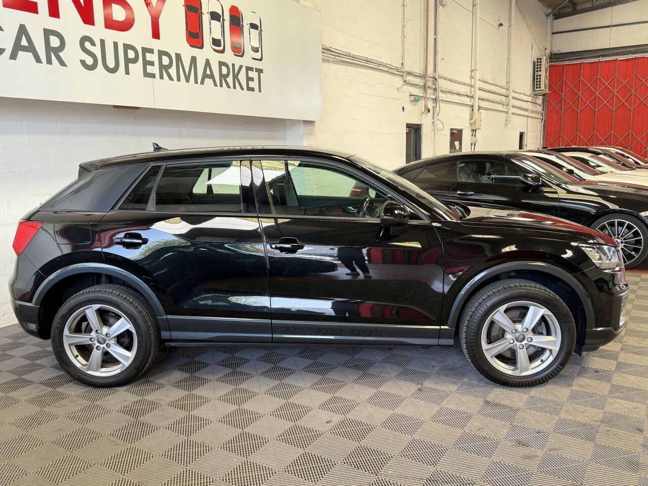 Audi Q2 view 10