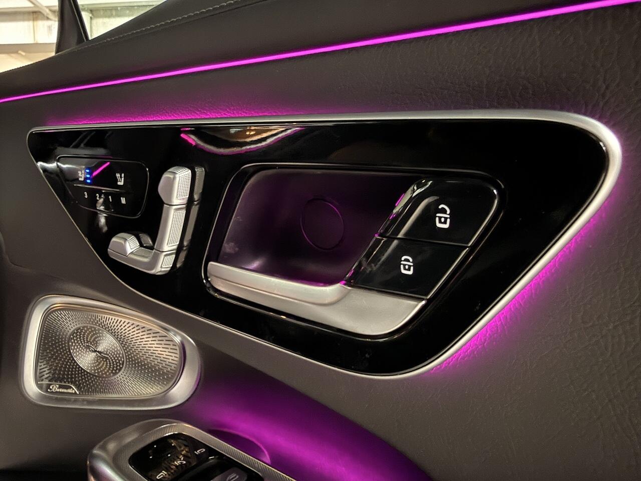 Mercedes-Benz Cle view 13