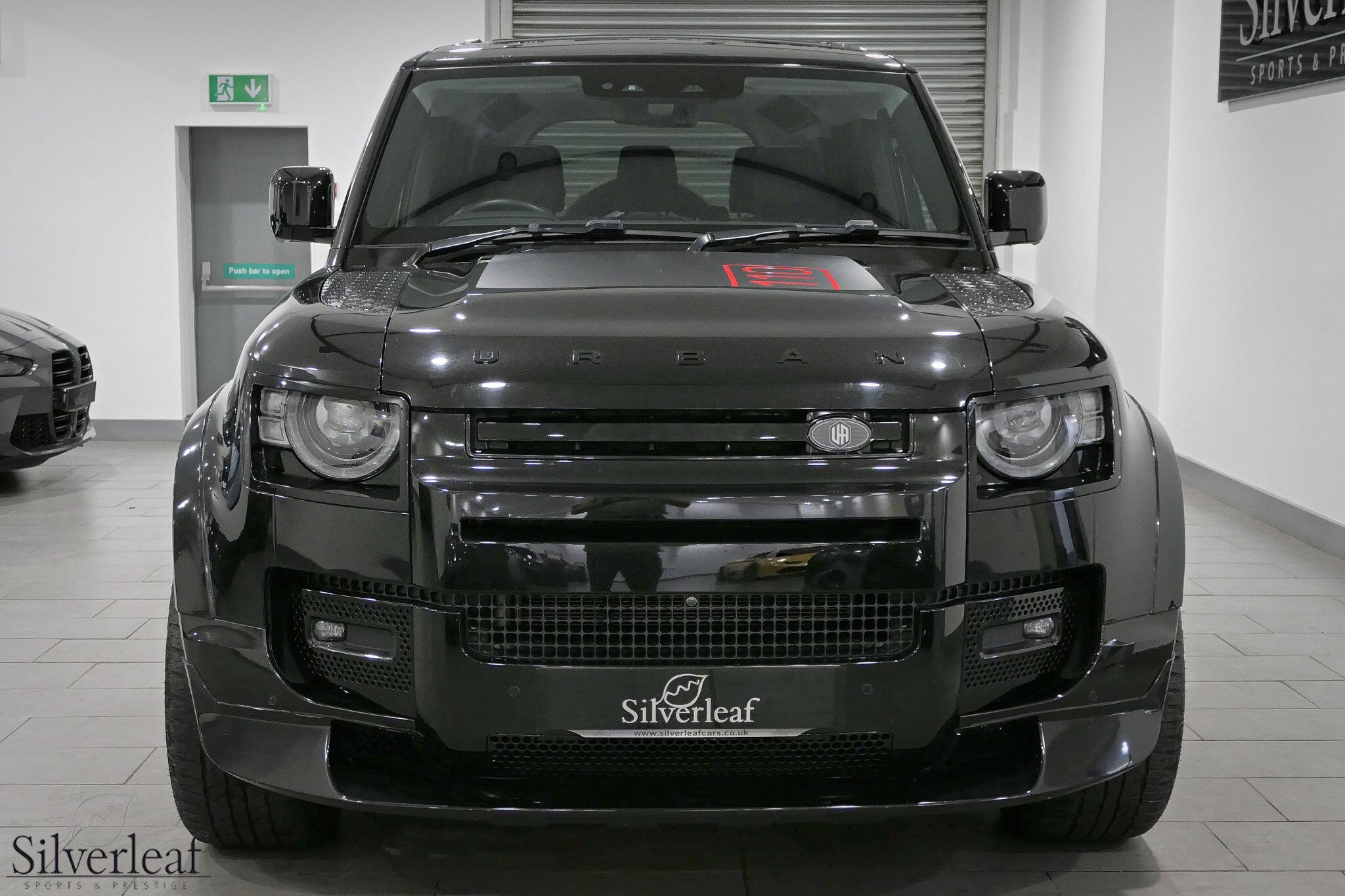 Land Rover Defender view 28
