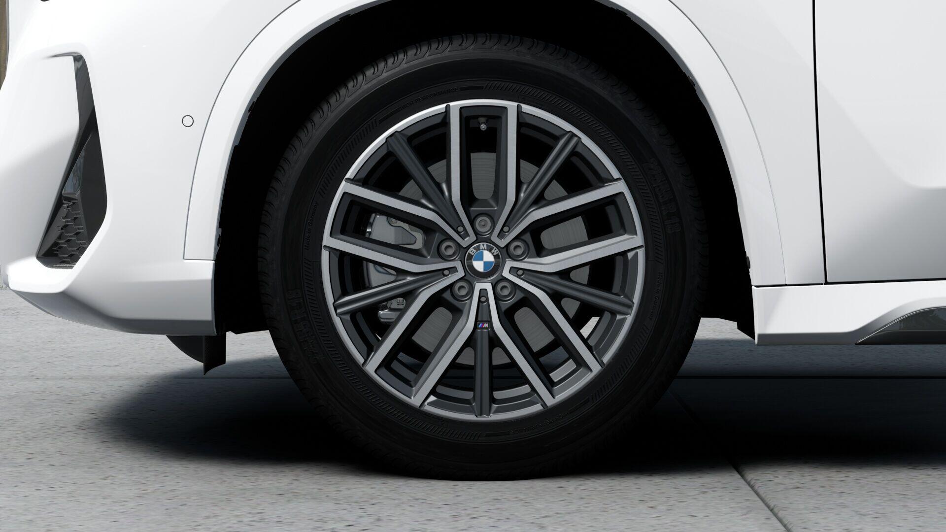 BMW X1 view 9