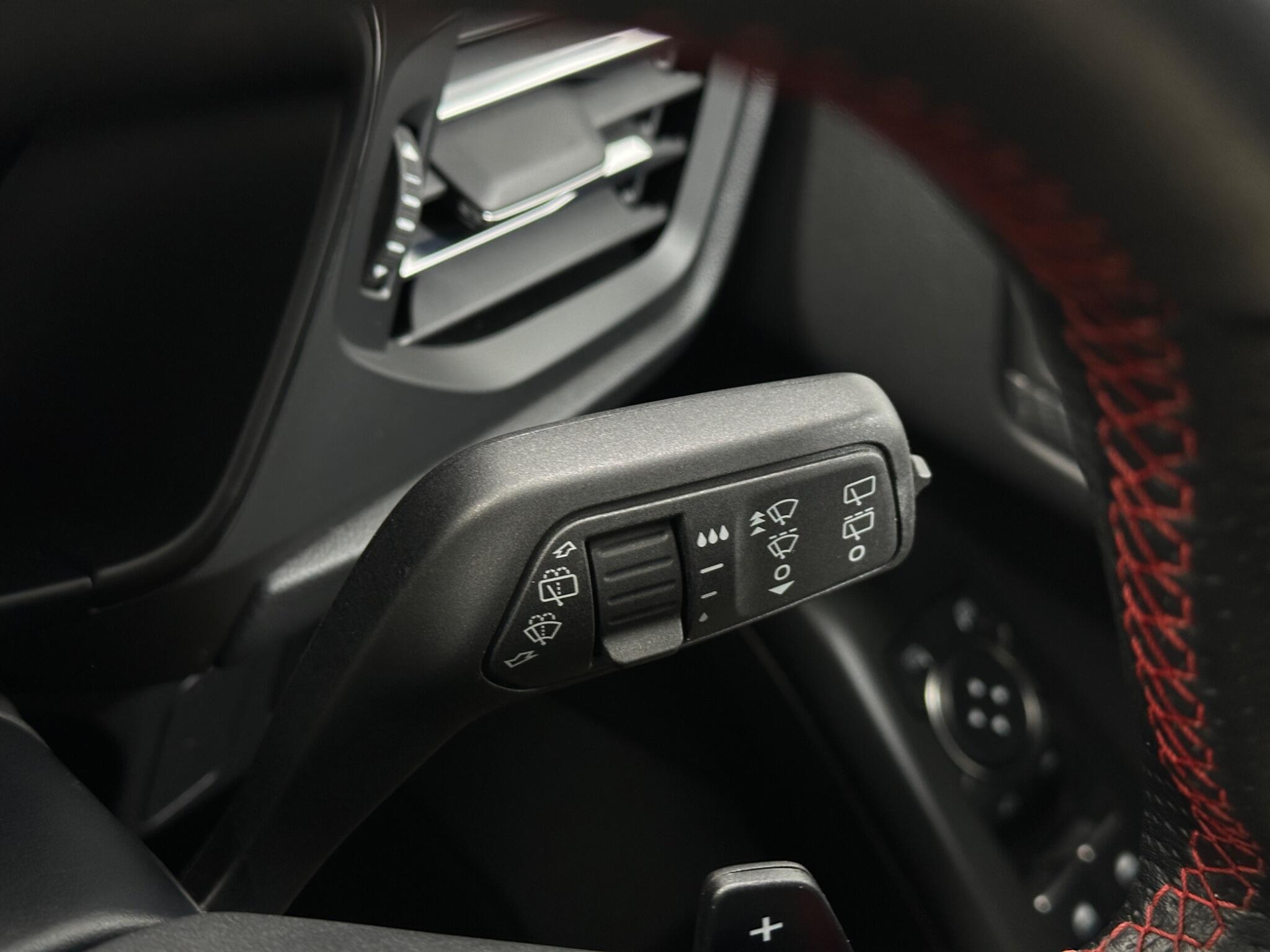 Ford Focus view 17