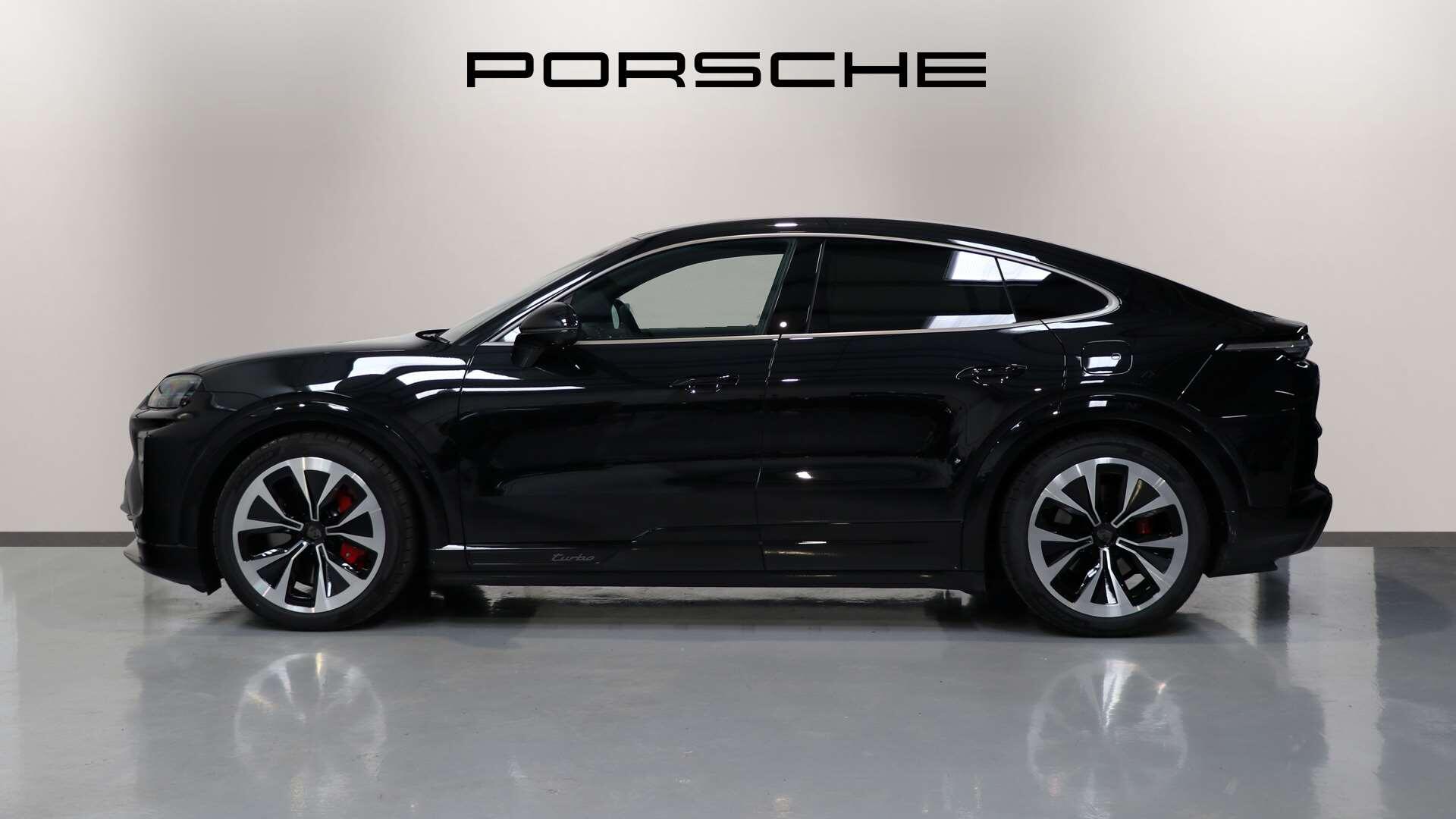 Porsche Cayenne view 9