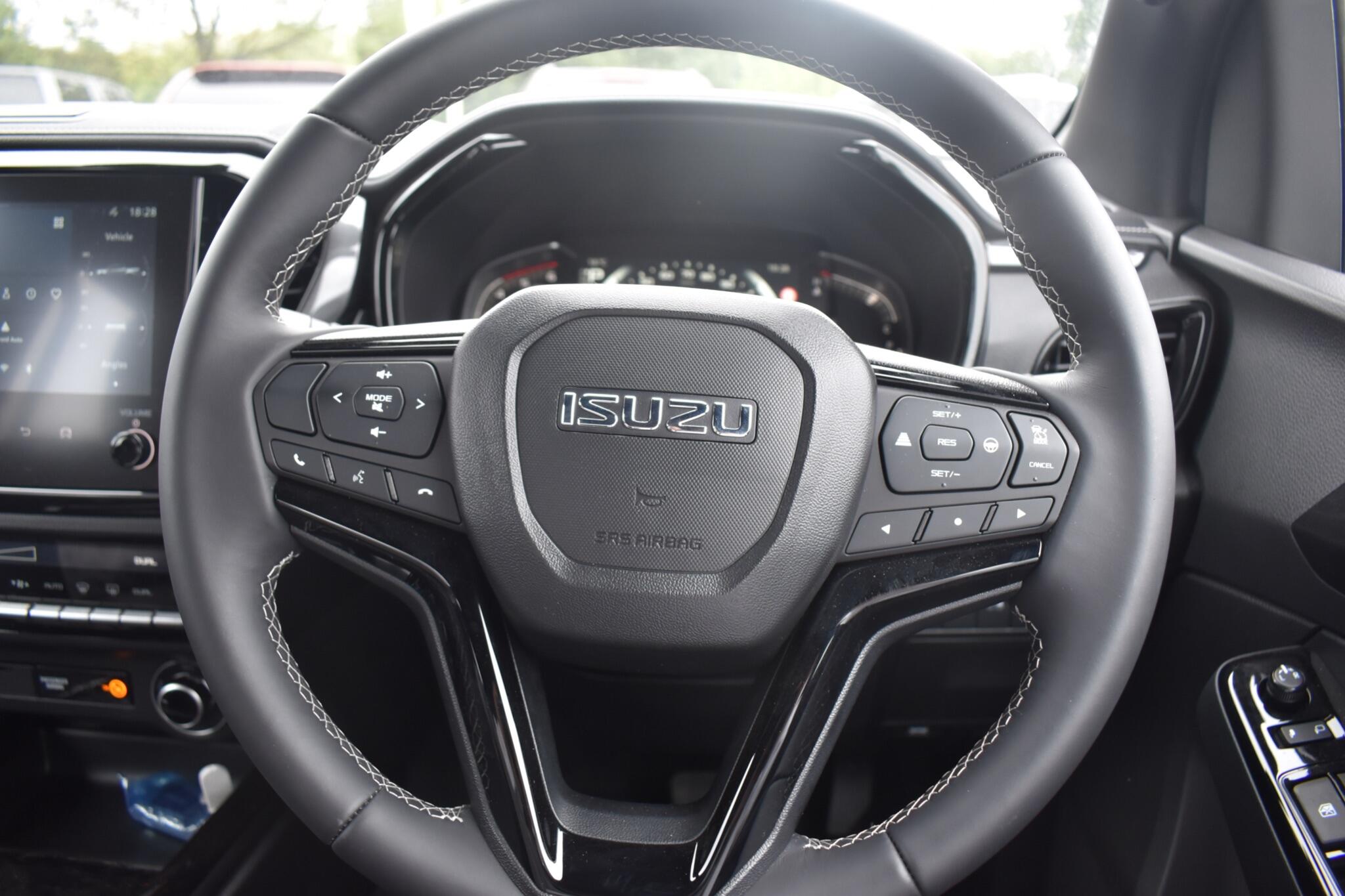 D-Max - 1.9 TD V-Cross Auto 4WD Euro 6 (s/s) 4dr - Image 27