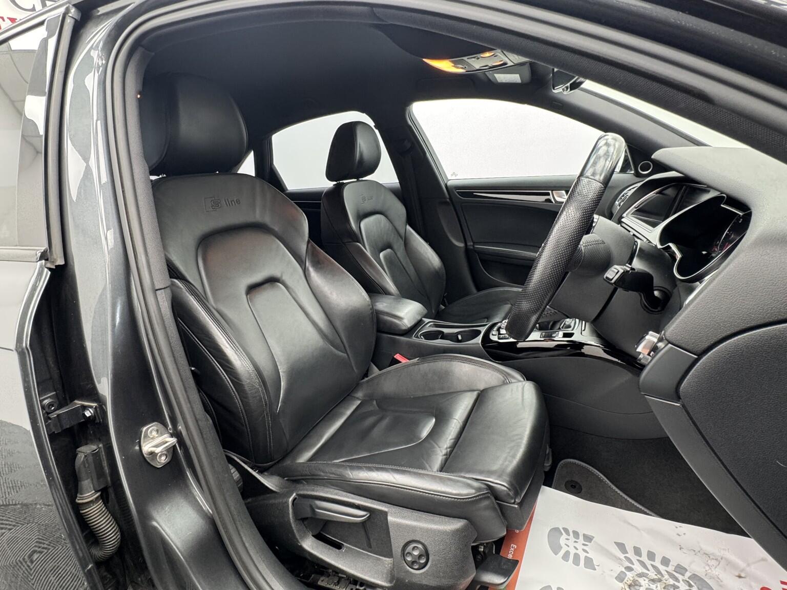 Audi A4 view 9