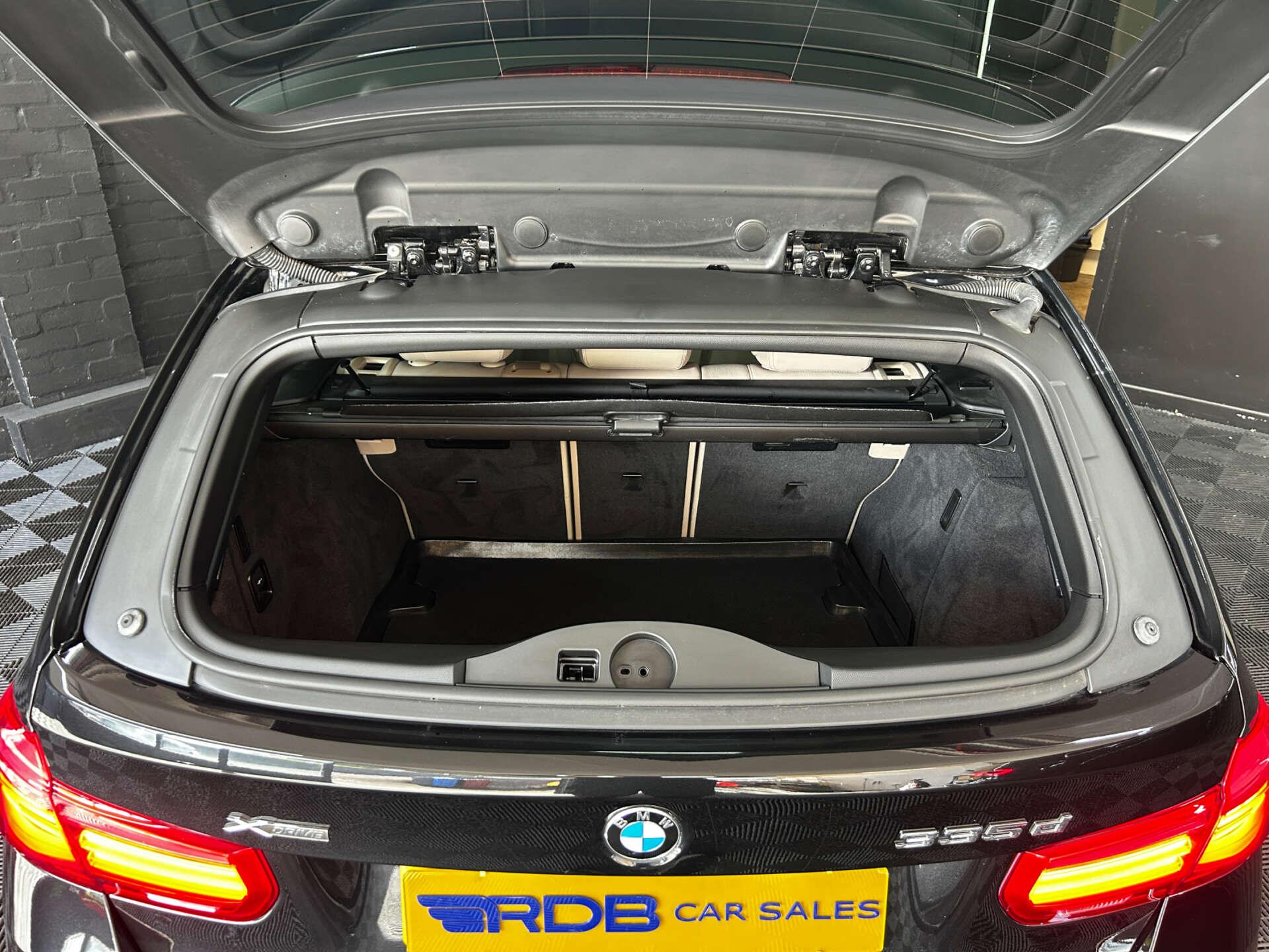 BMW 3 Series view 66
