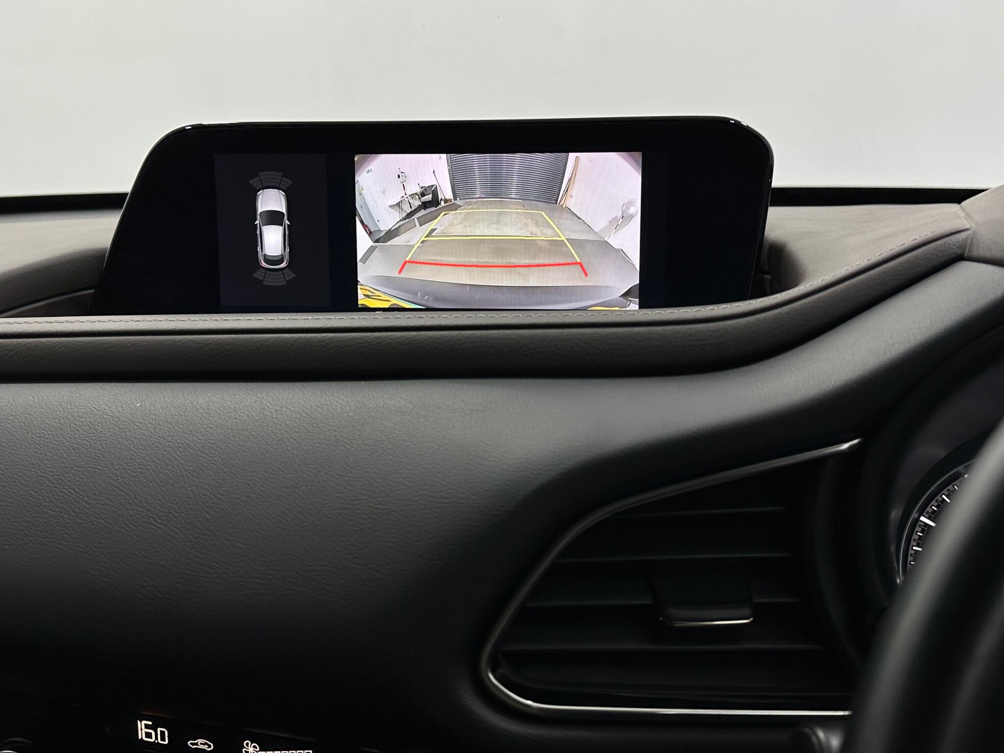 Mazda CX-30 view 25