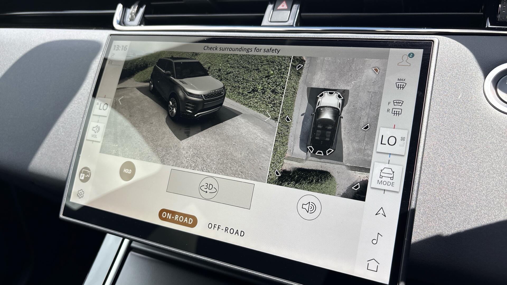 Land Rover Discovery Sport view 37