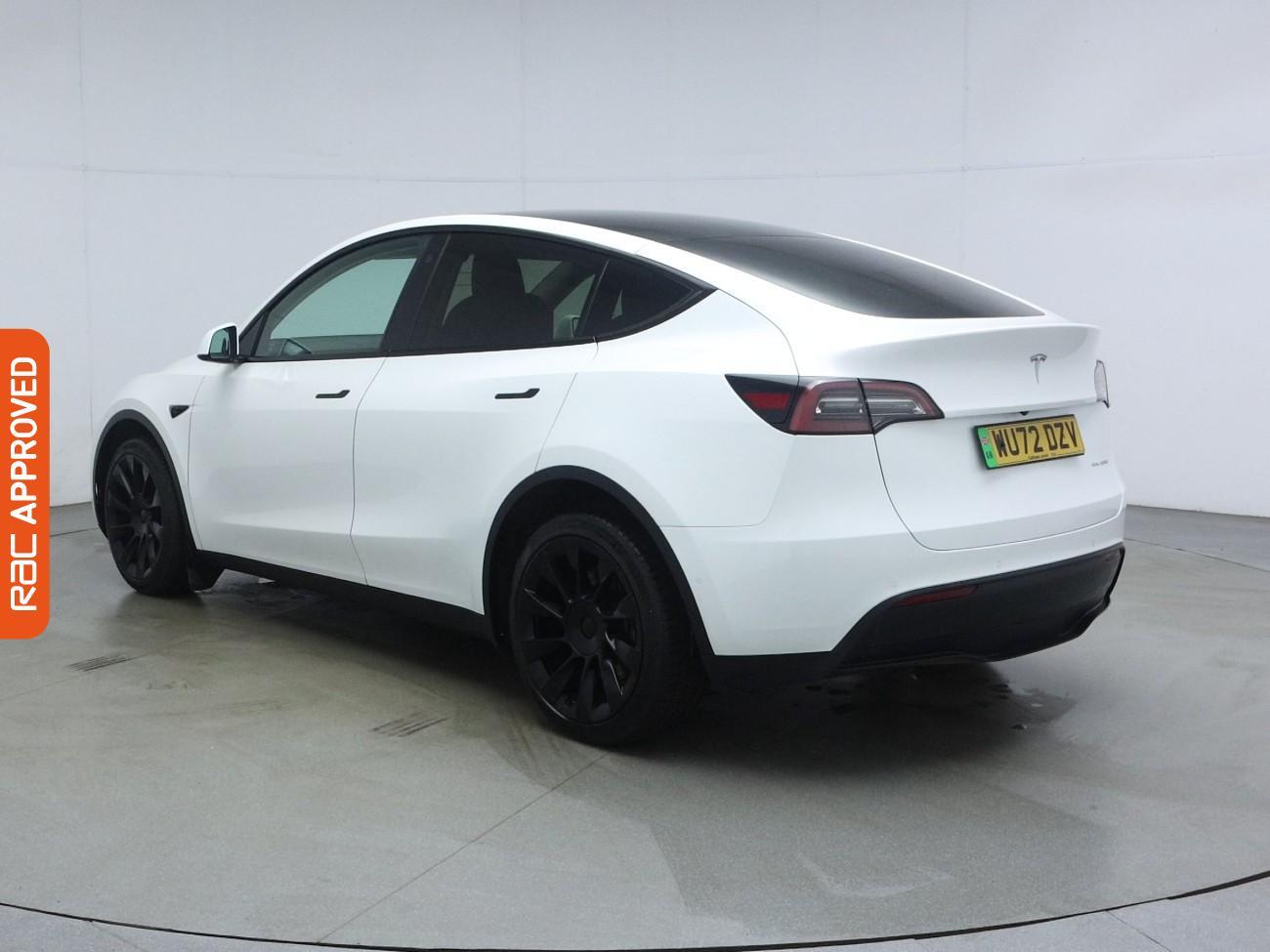 Tesla Model Y view 5