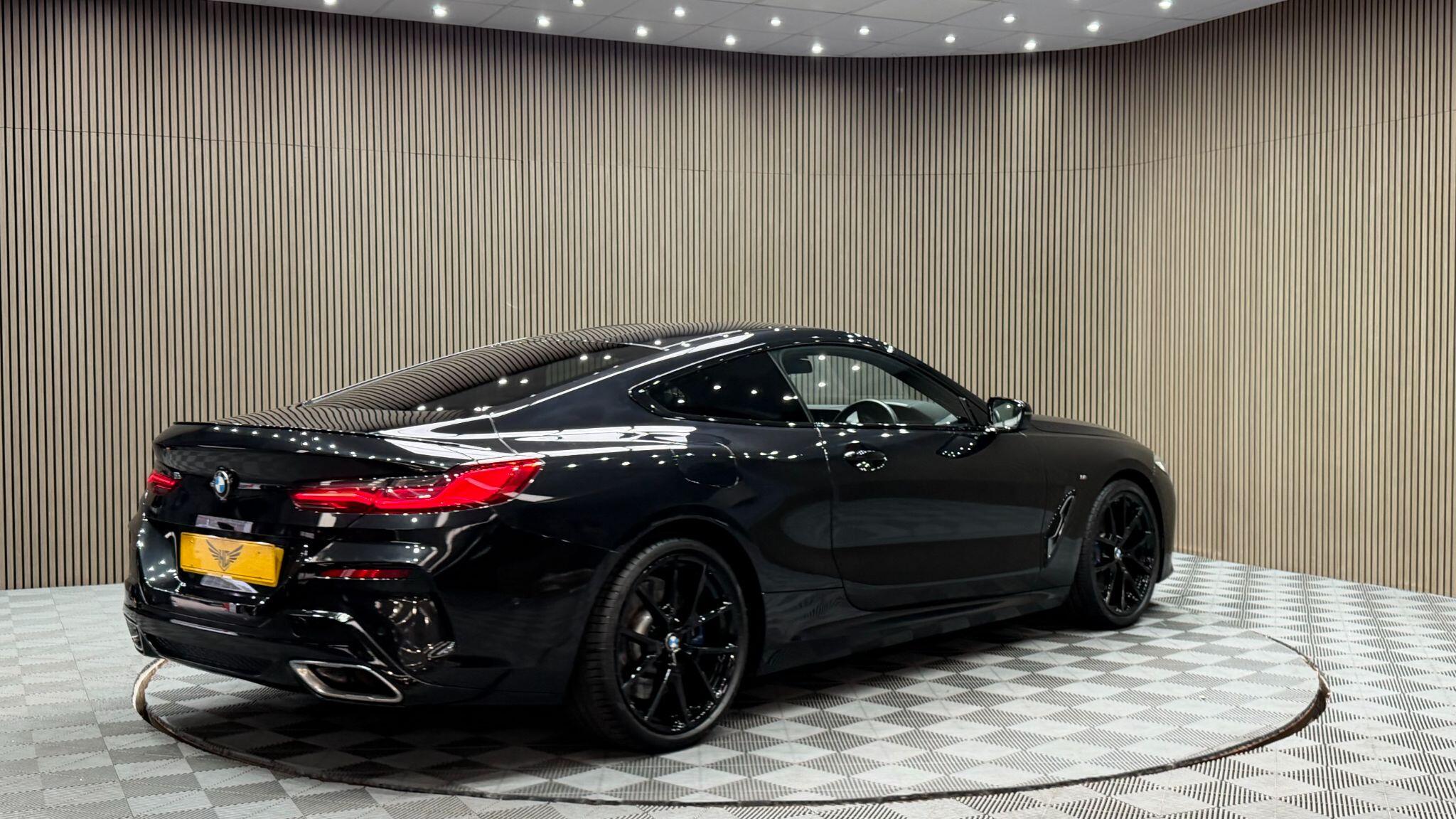 BMW 8 Series view 45