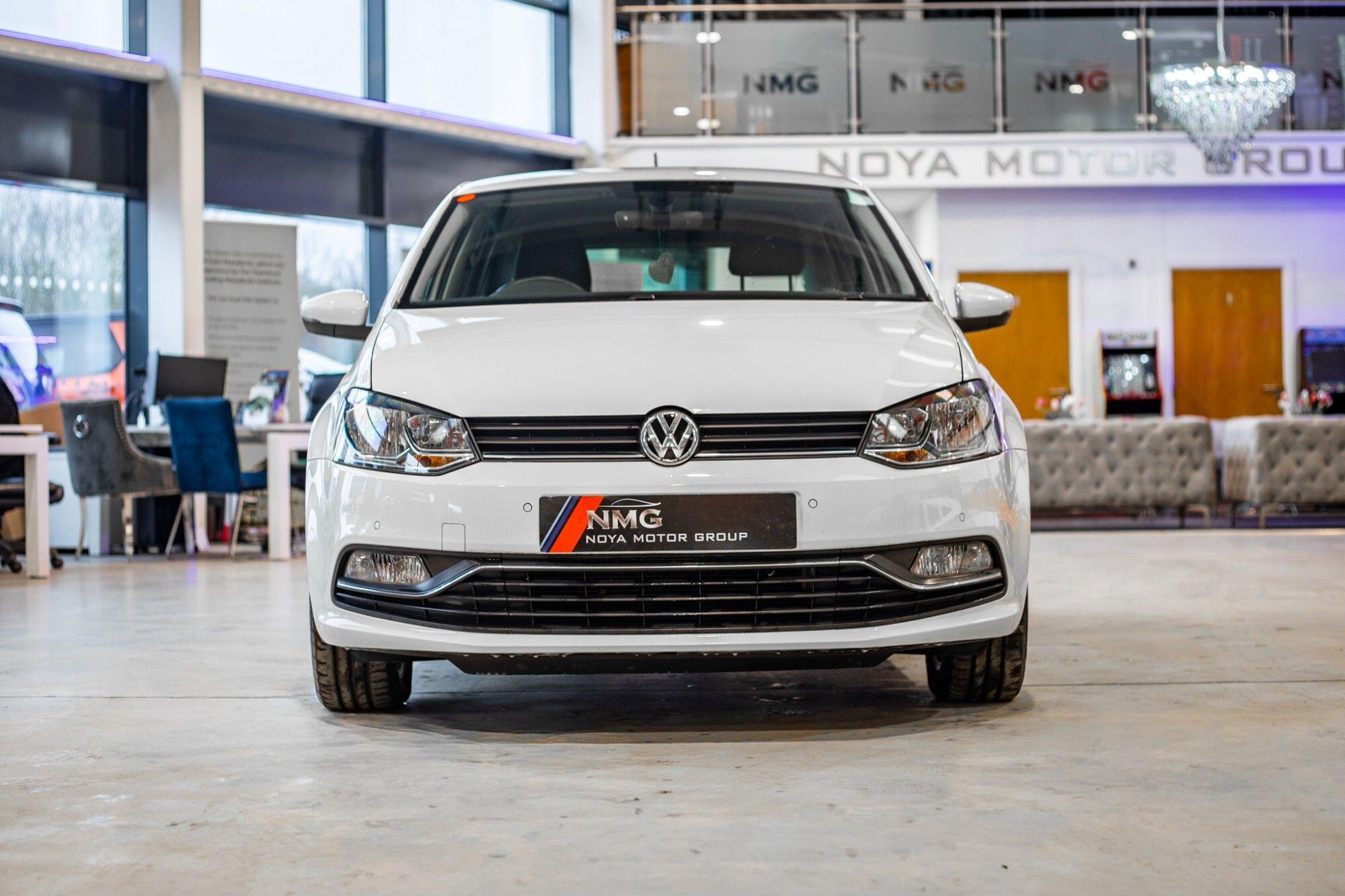 Volkswagen Polo view 9