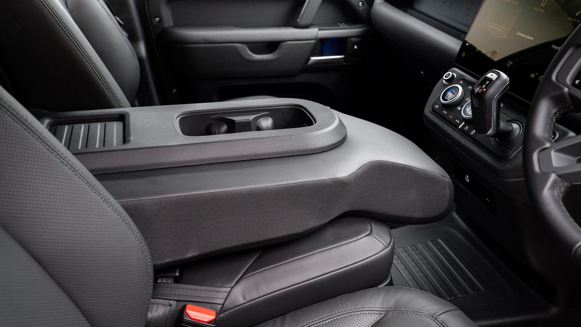 Land Rover Defender view 21