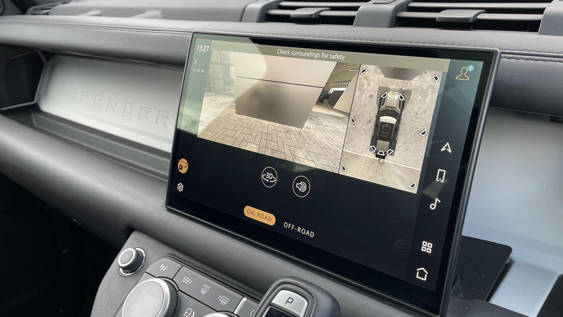 Land Rover Defender view 12