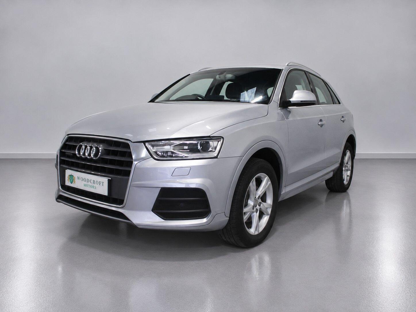 Audi Q3 view 2