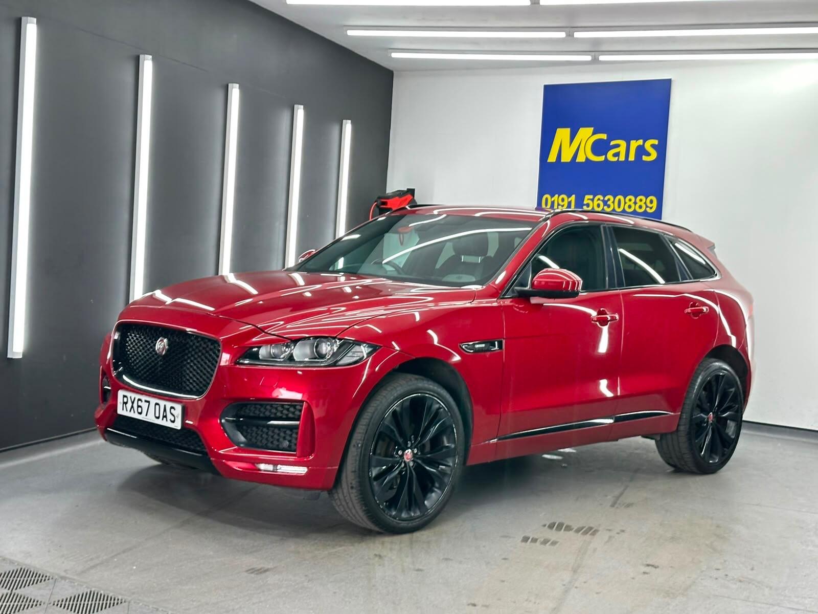 Jaguar F-Pace view 9