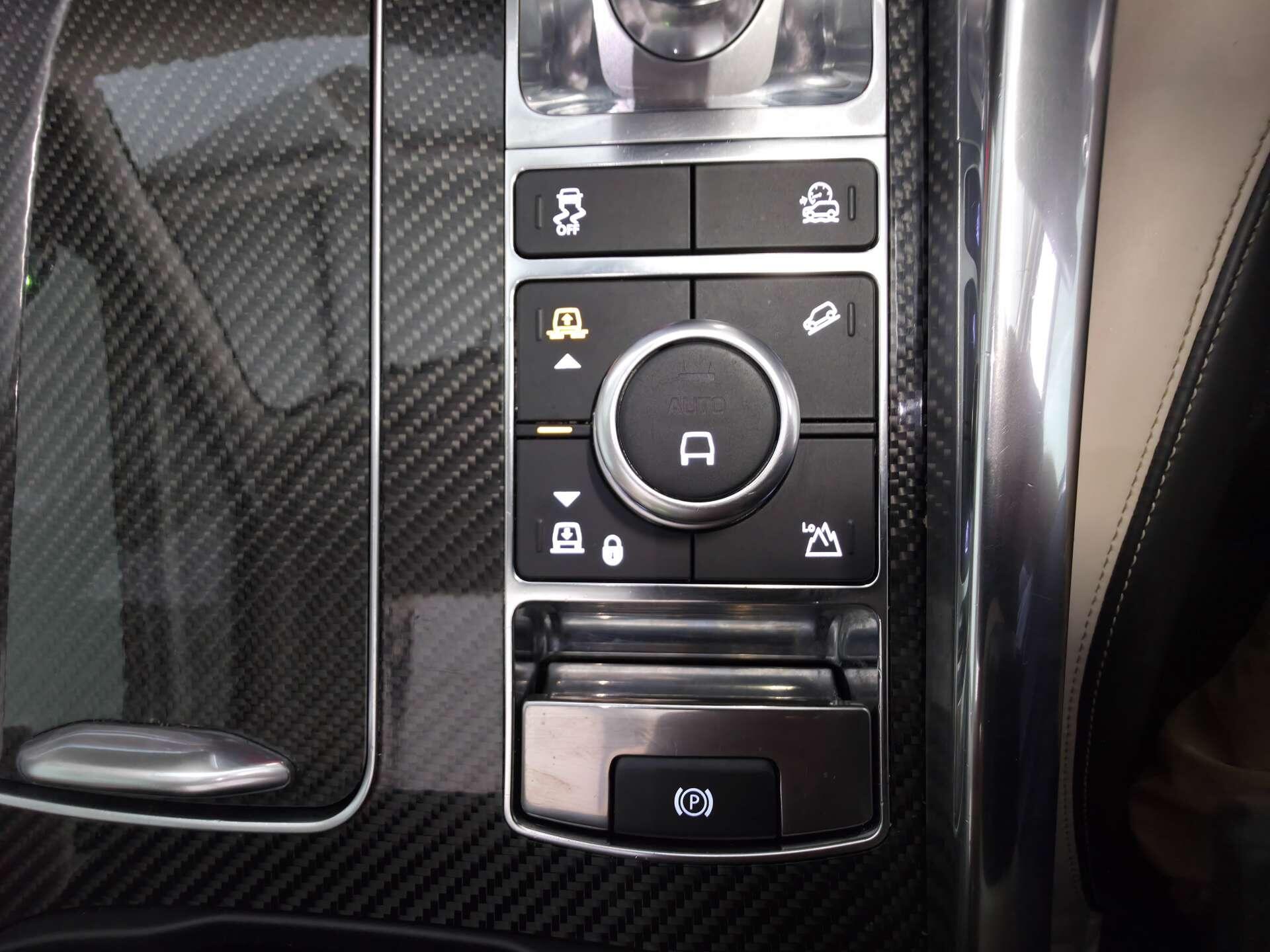 Land Rover Range Rover Sport view 64