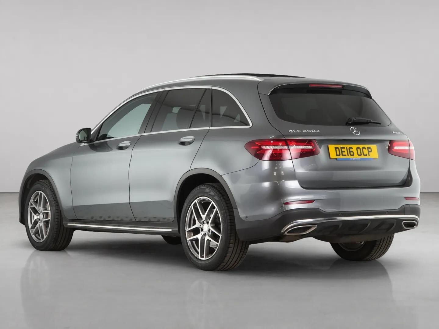 Mercedes-Benz GLC view 9