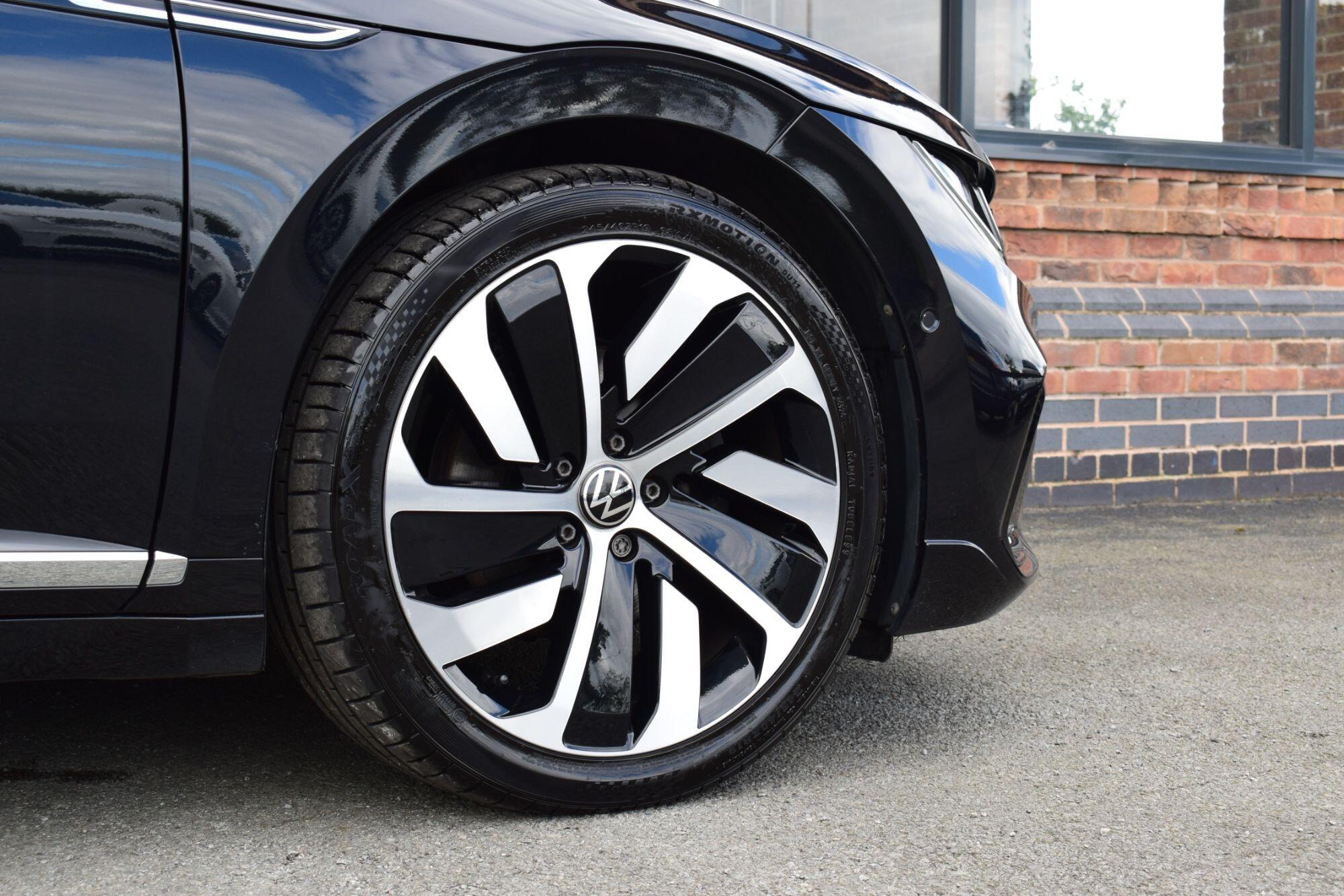Volkswagen Arteon view 52