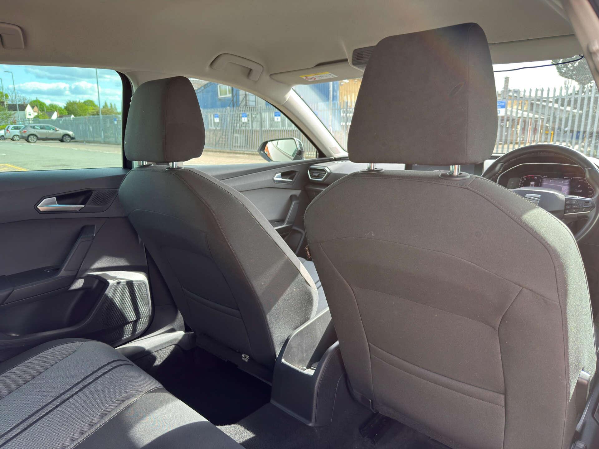 Seat Leon Leon view 26