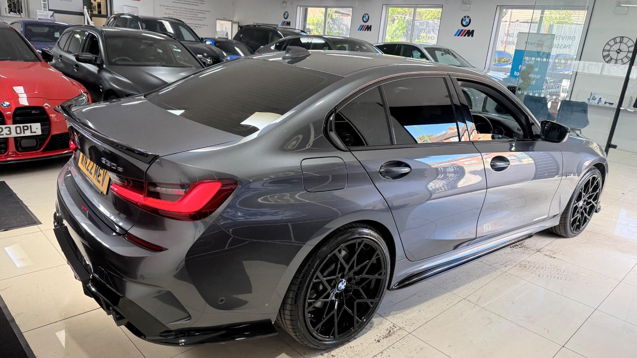 BMW 3 Series view 42