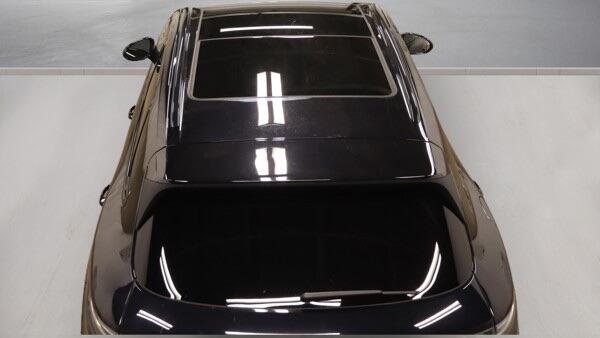 Porsche Cayenne view 13