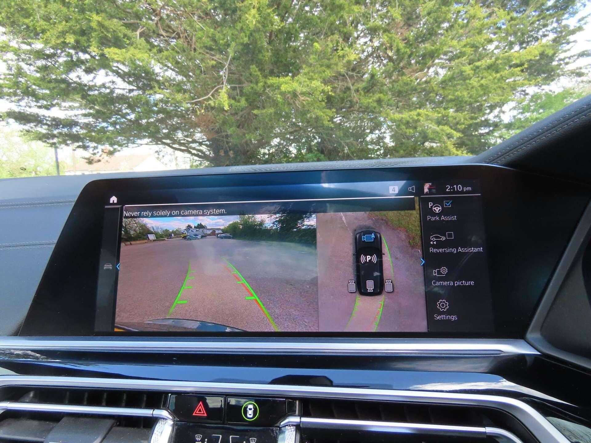 BMW X5 view 12