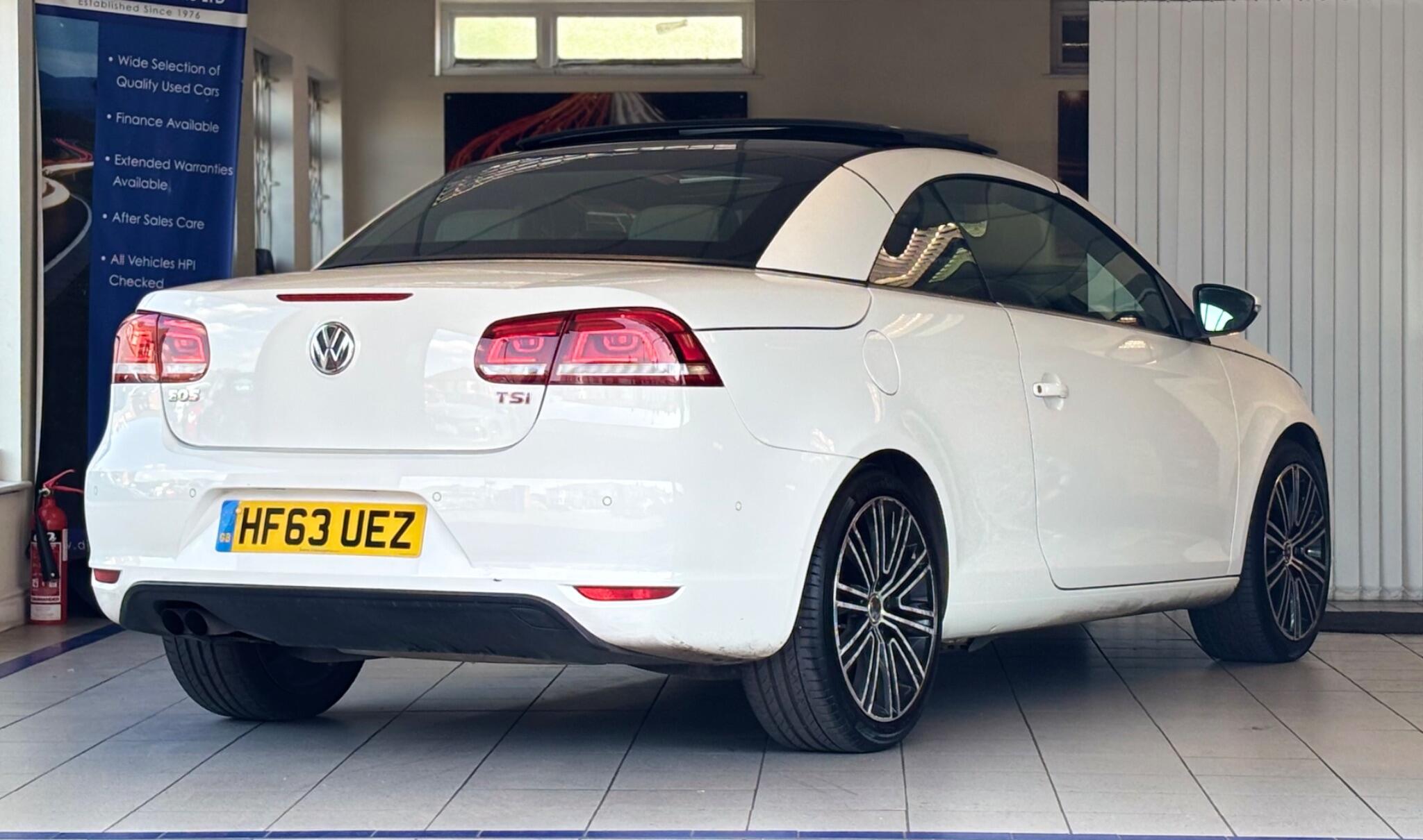 Volkswagen Eos view 11