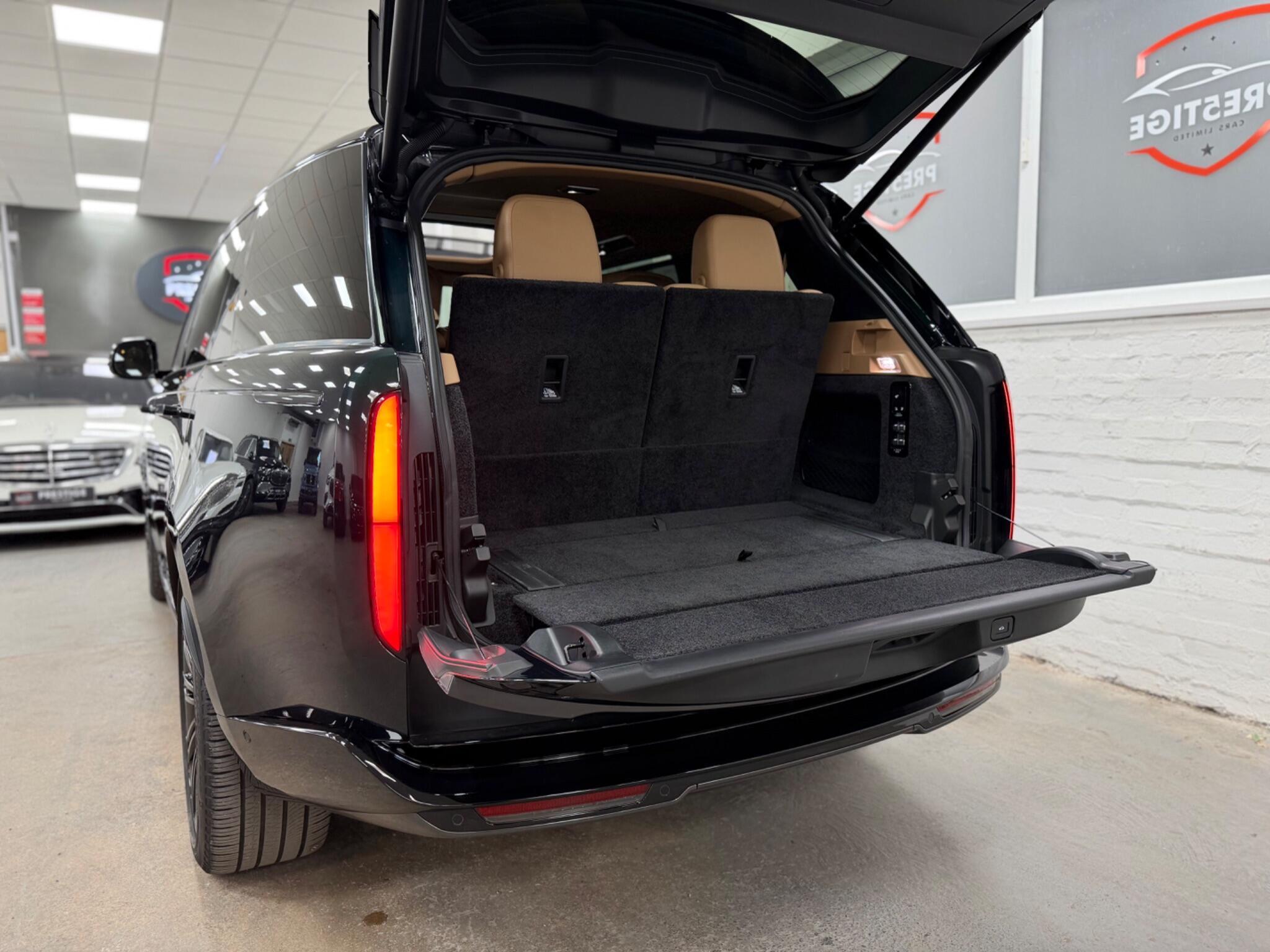 Land Rover Range Rover view 67