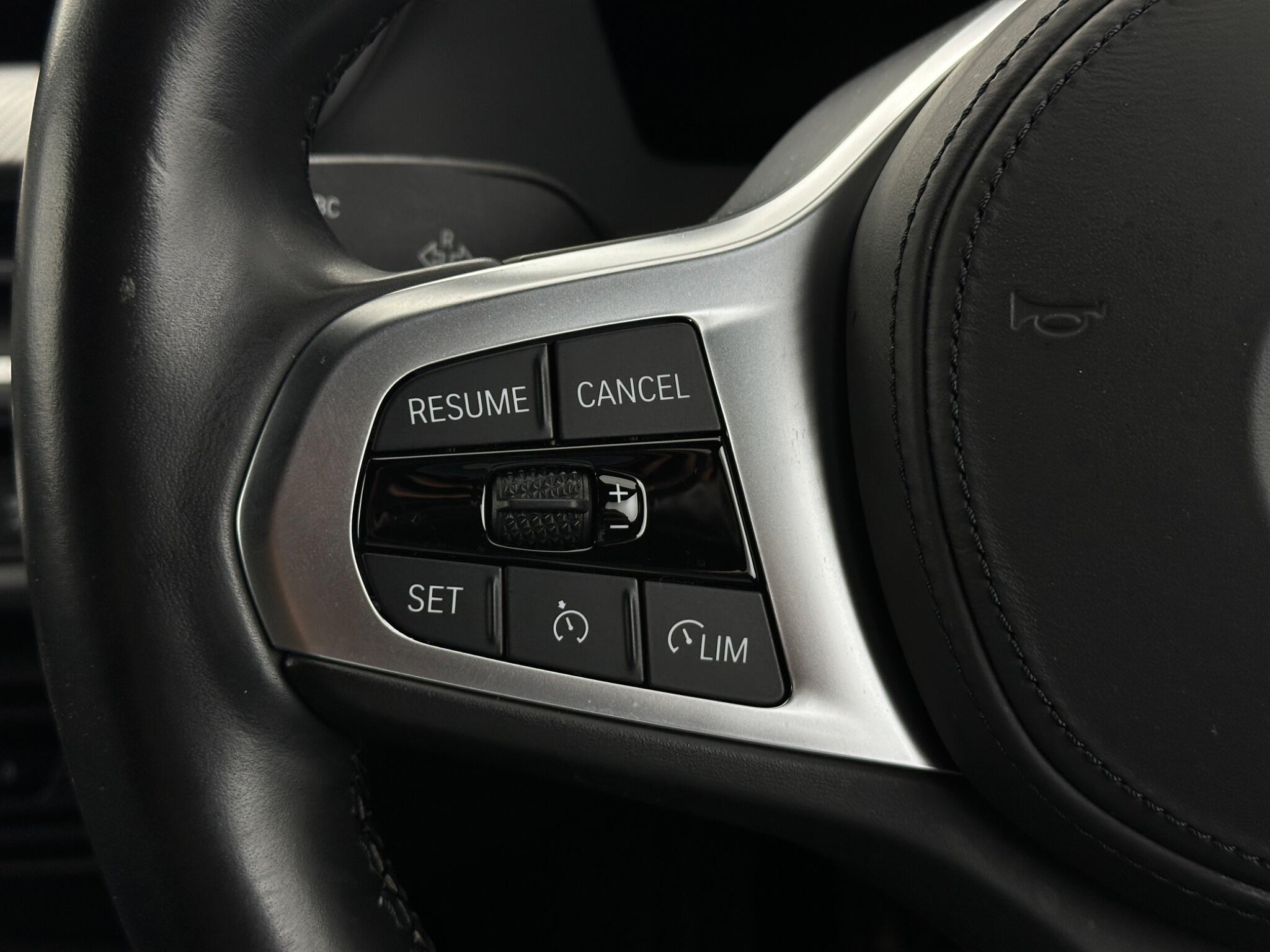 BMW 1 Series view 15
