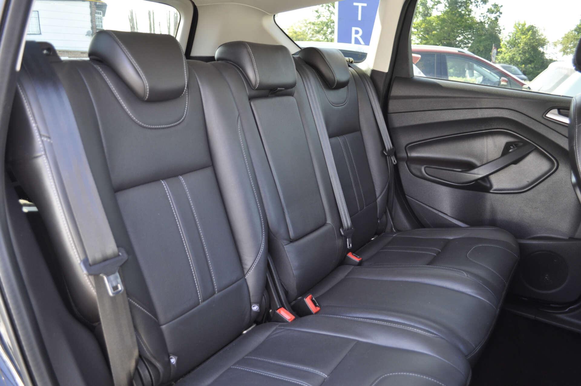 Ford Kuga view 11