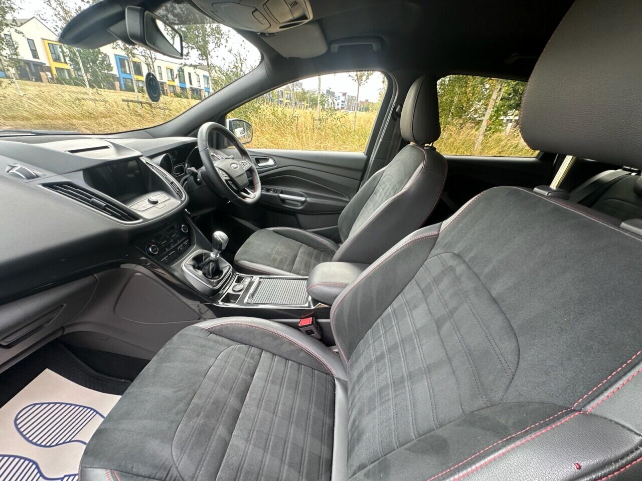 Ford Kuga view 37