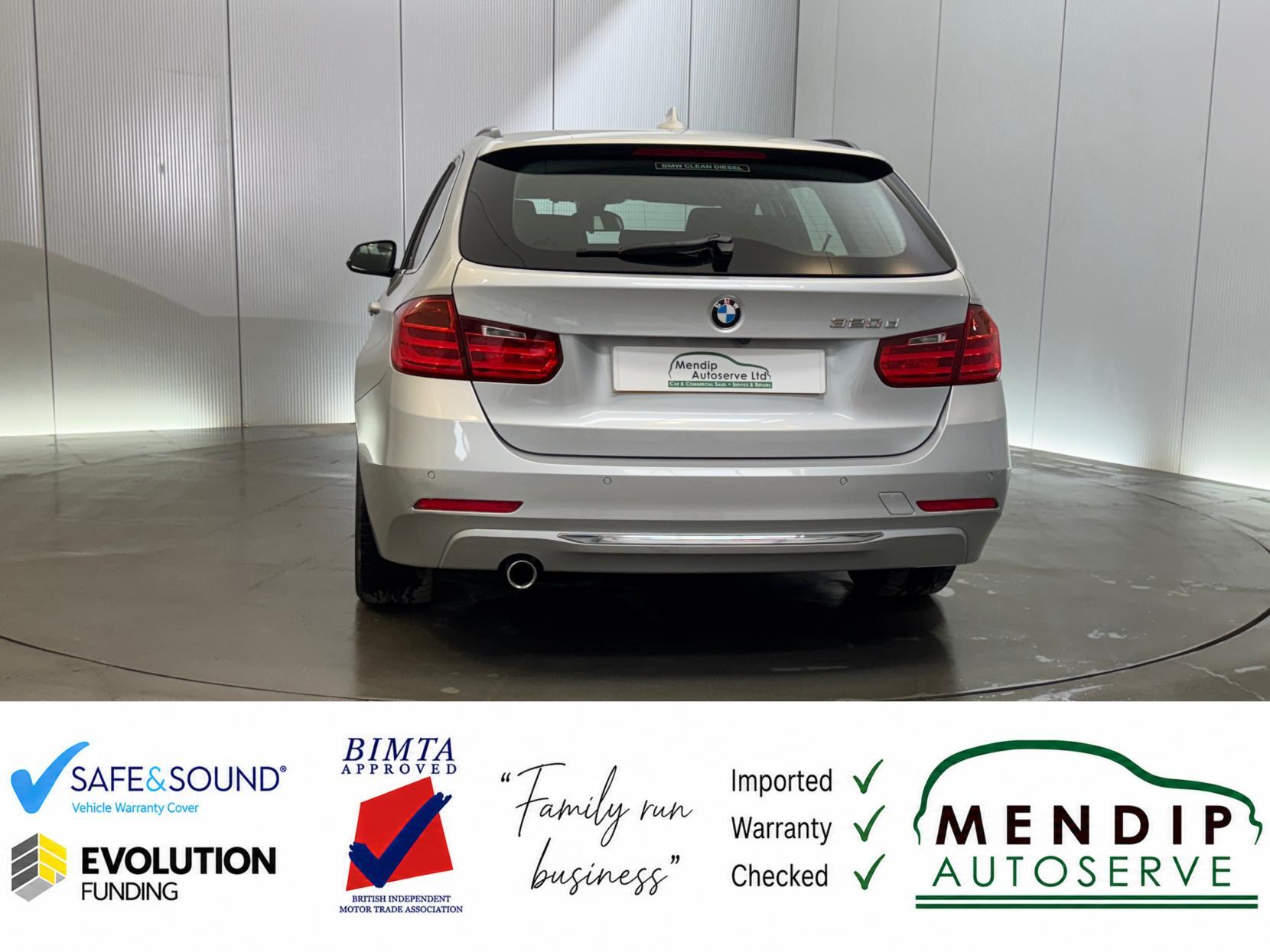 BMW 3 Series view 20