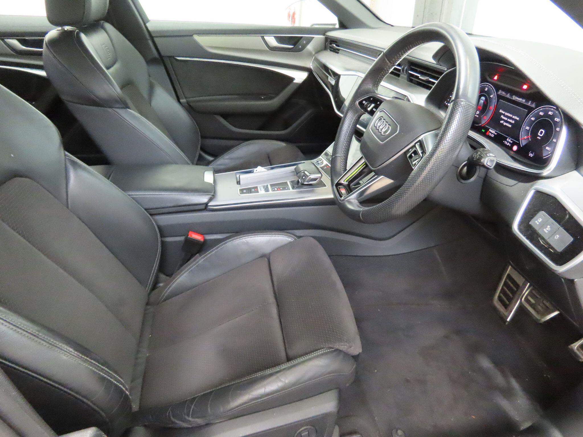 Audi A6 view 10