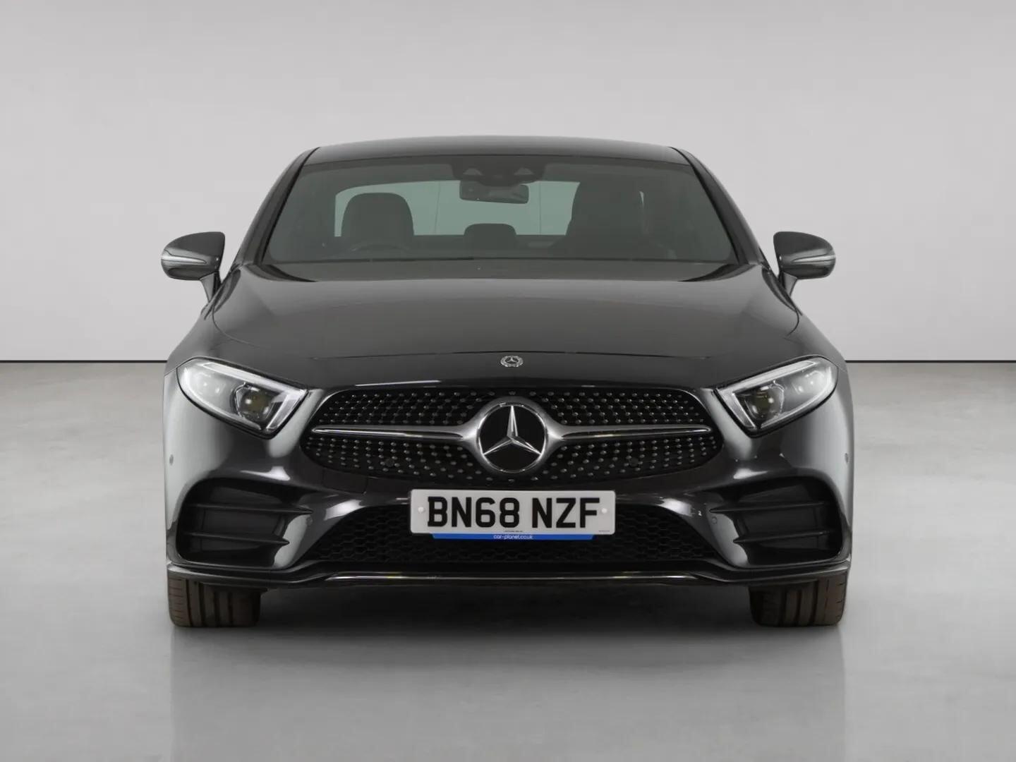 Mercedes-Benz CLS view 5