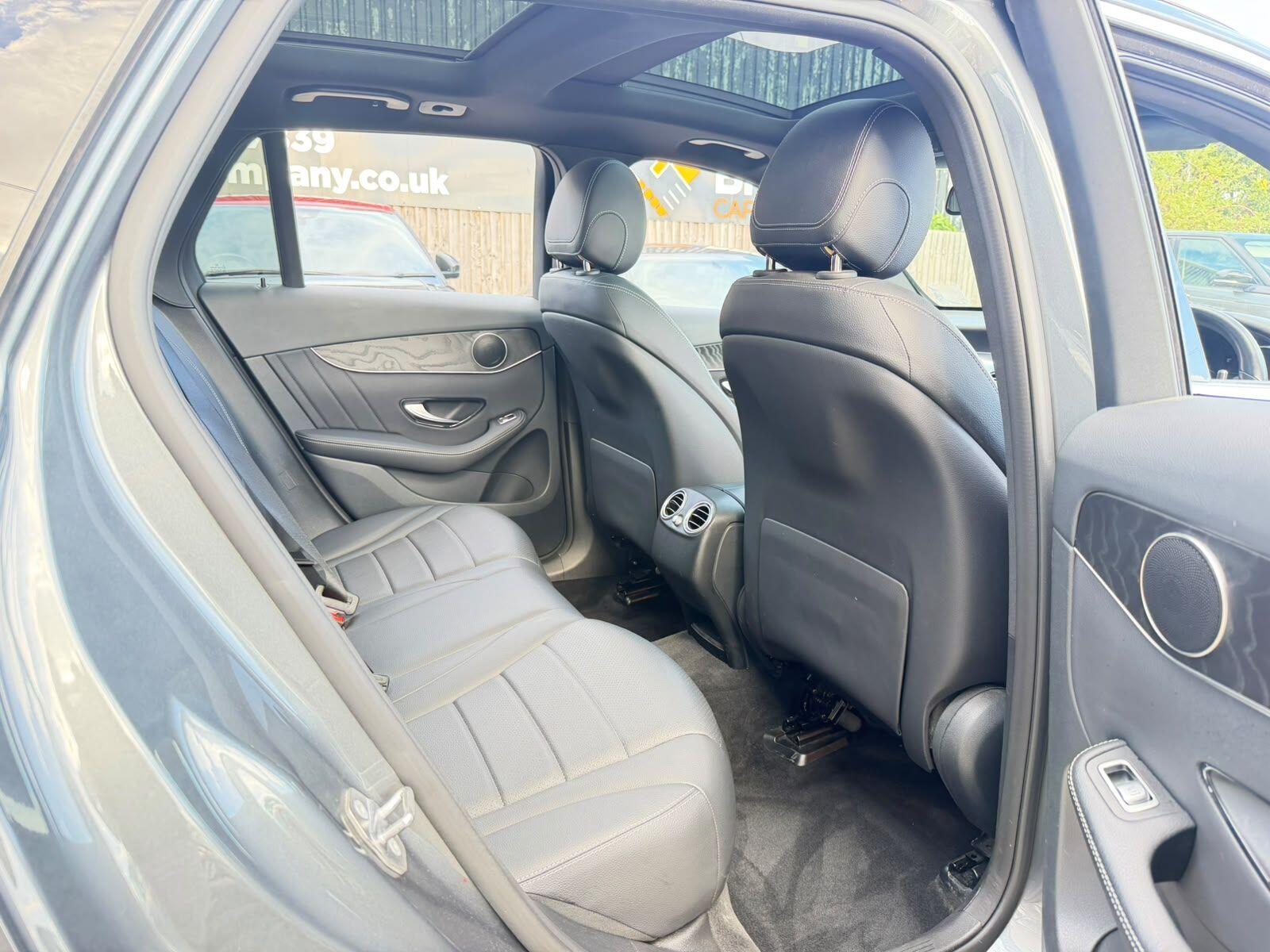 Mercedes-Benz GLC view 17